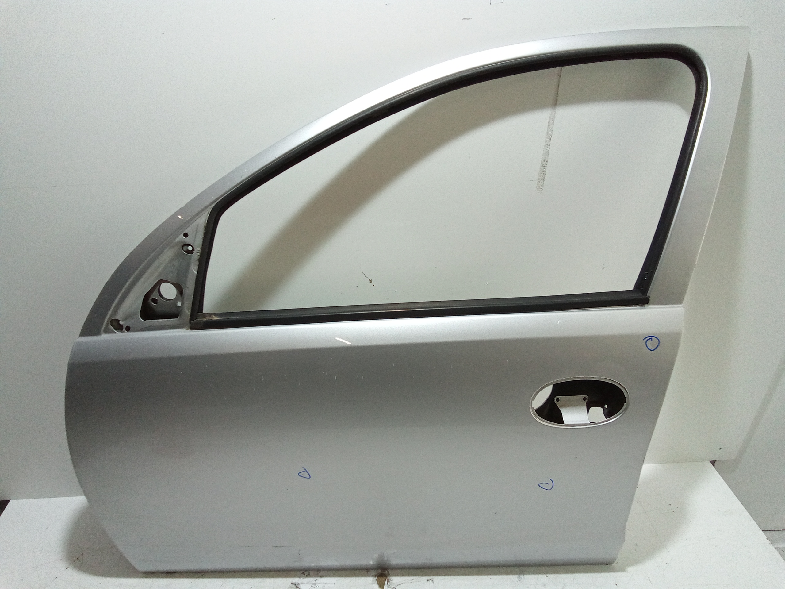 Portiera Anteriore Sinistra per Opel Corsa C 5p 2 Serie (2003 - 2006)