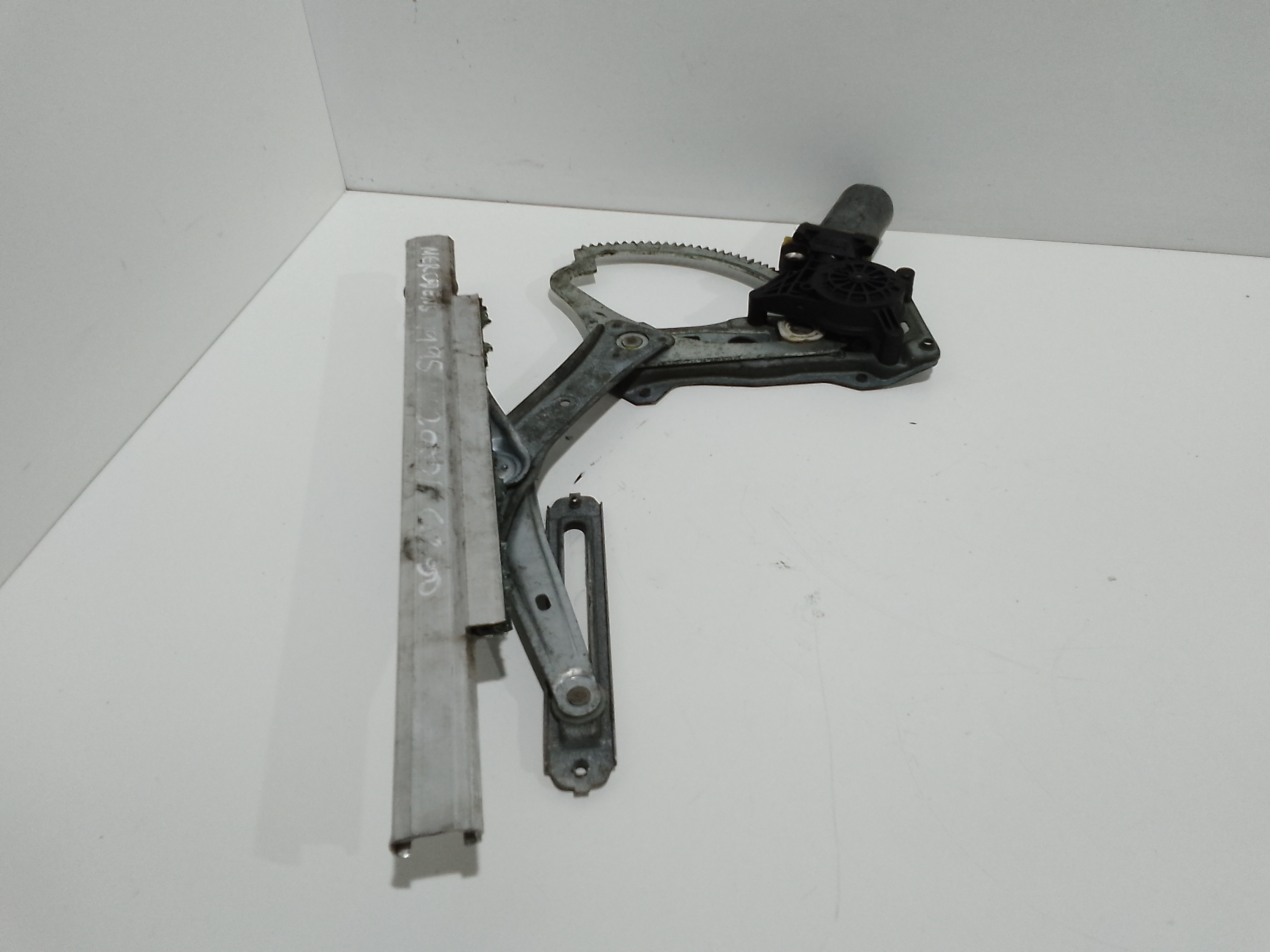 Cremagliera anteriore sinistra Guida per Mercedes Classe C Berlina W202 2 Serie (1997 - 2000)