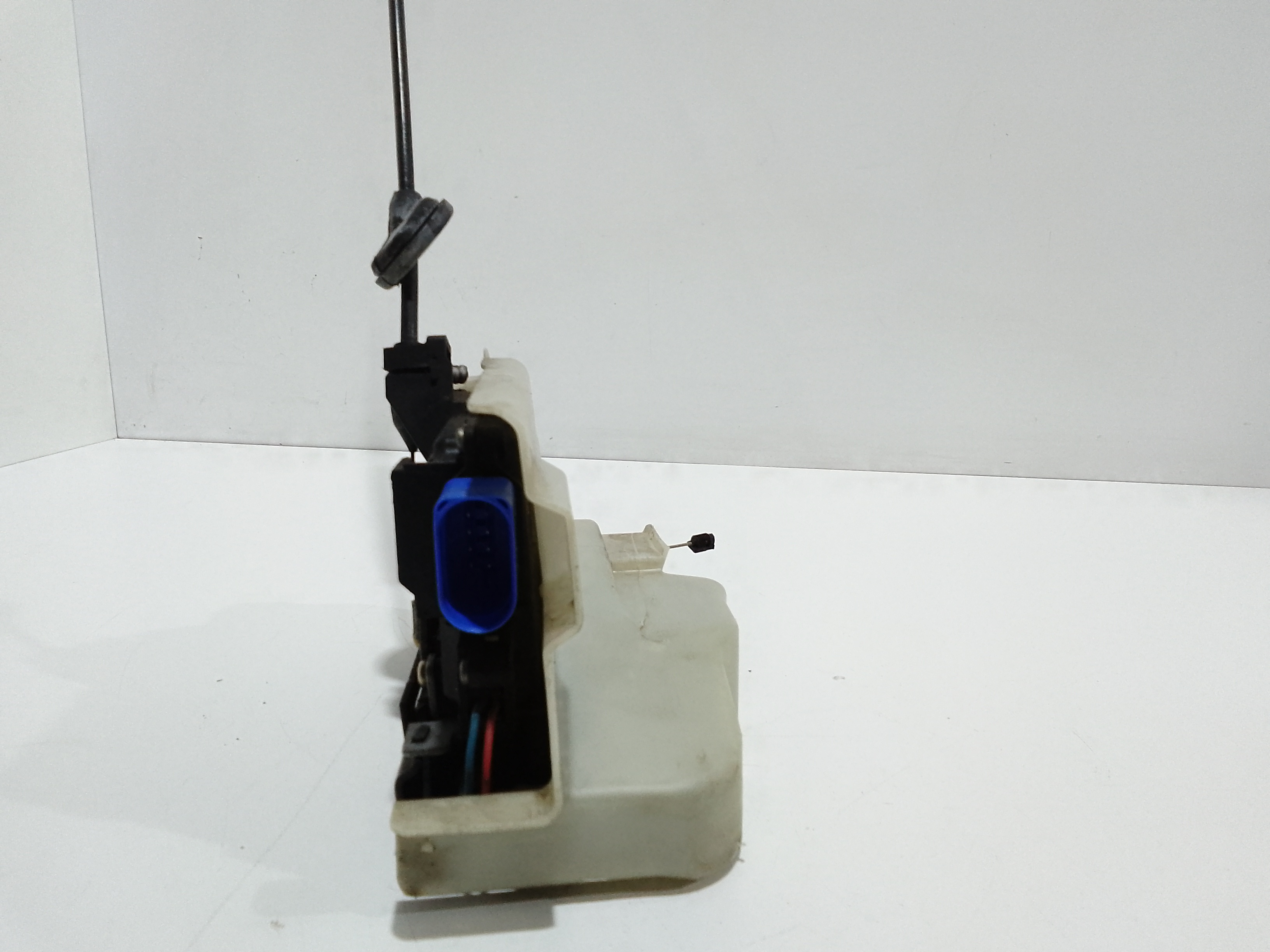 Serratura Anteriore Sinistra per Volkswagen Touareg (2007 - 2010)