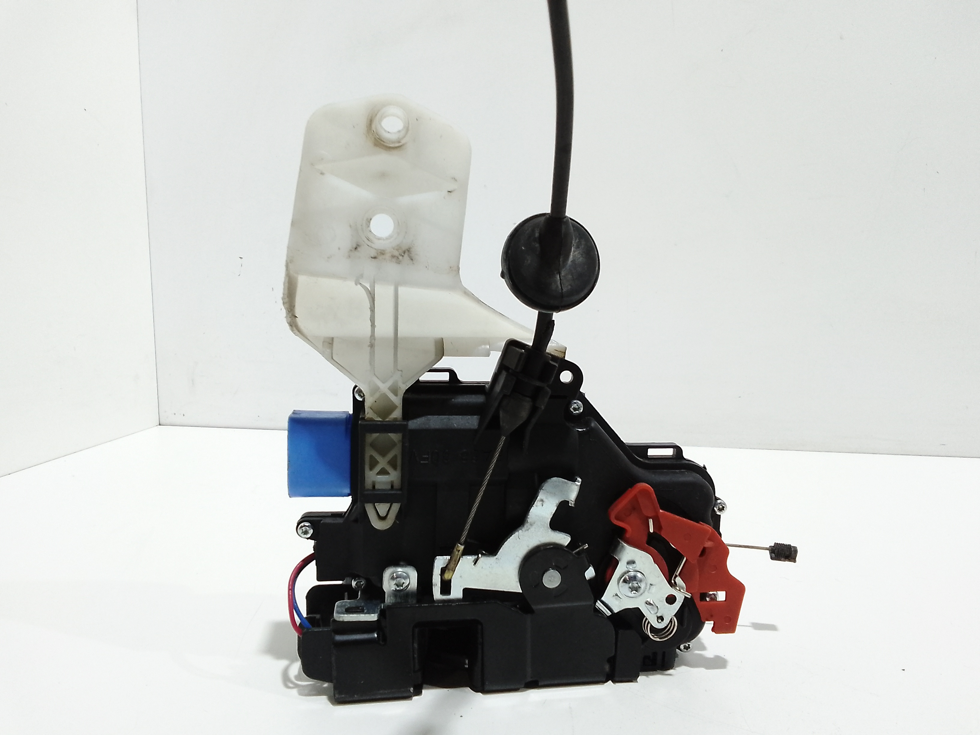 Serratura Anteriore Destra per Volkswagen Touareg (2007 - 2010)