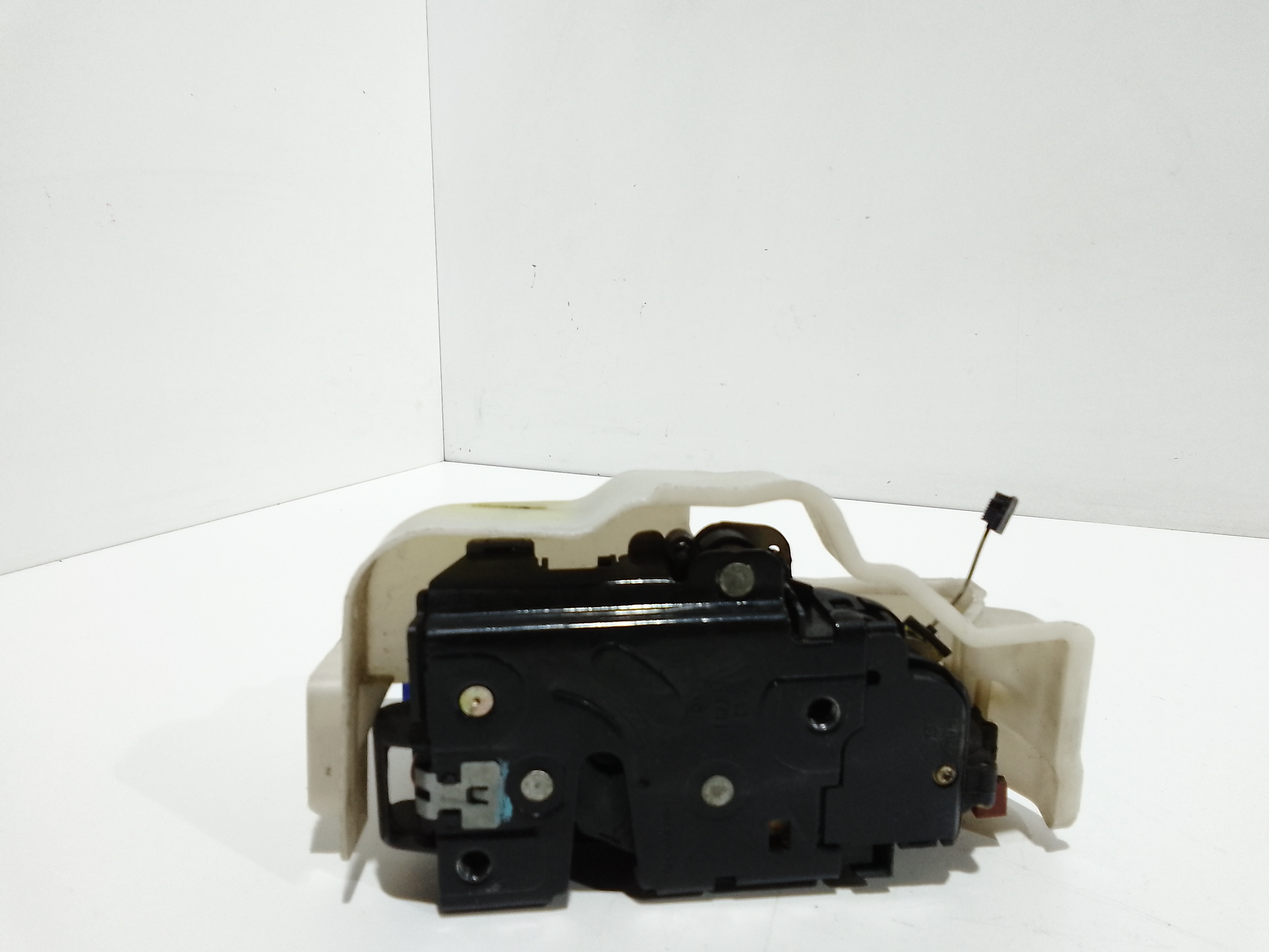 Serratura Posteriore Sinistra per Volkswagen Touareg (2007 - 2010)