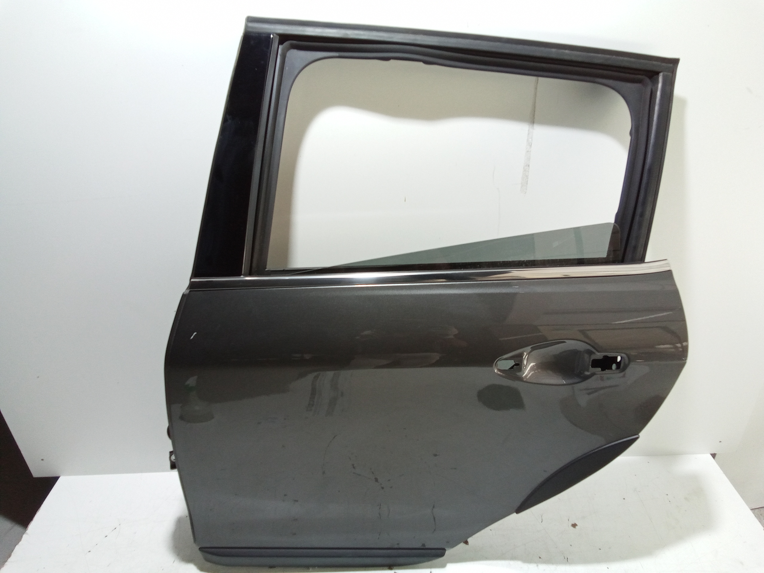 Portiera Posteriore Sinistra per Peugeot 2008 1 Serie (2013 - In produzione)