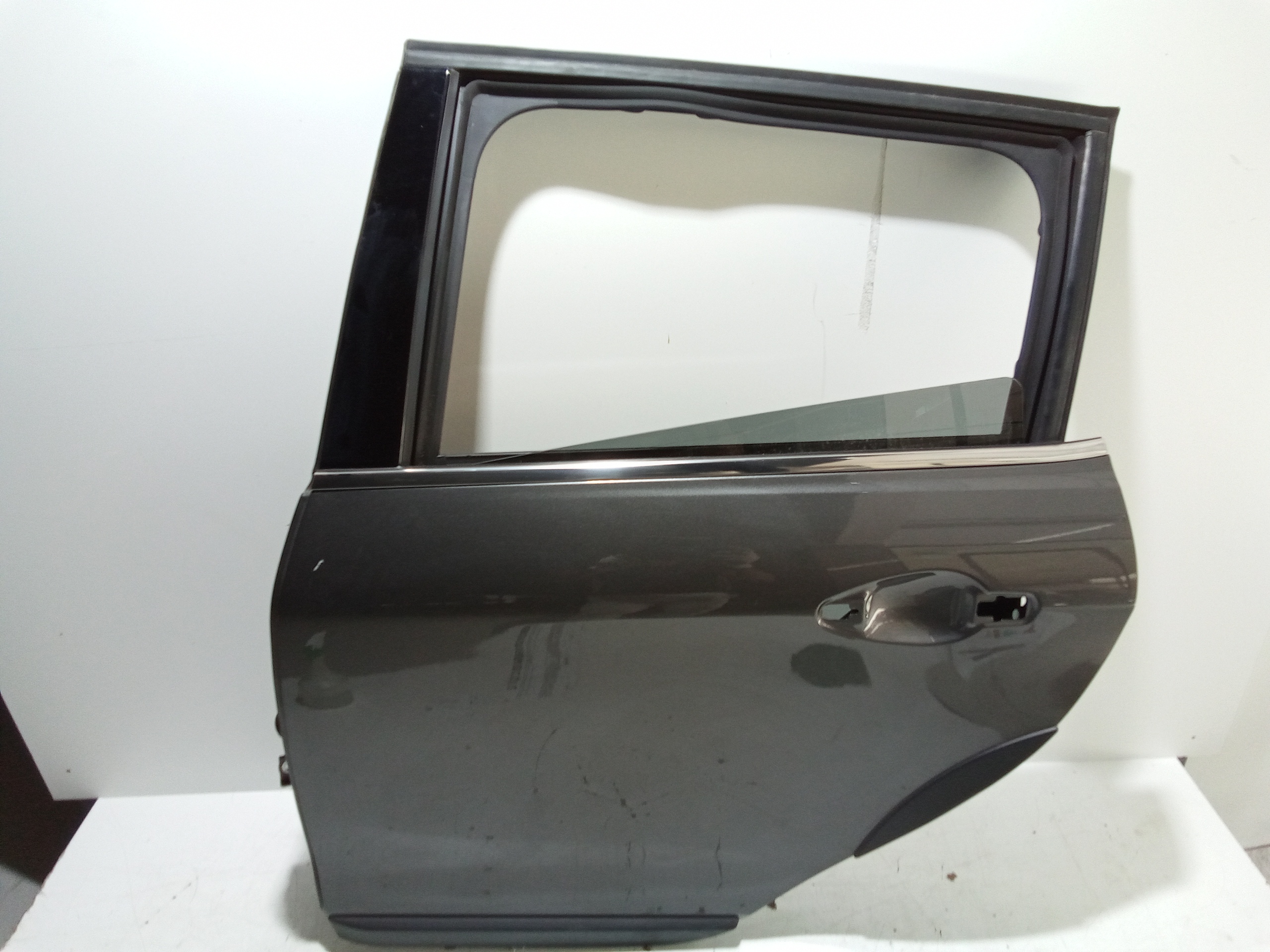 Portiera Posteriore Sinistra per Peugeot 2008 1 Serie (2013 - In produzione)