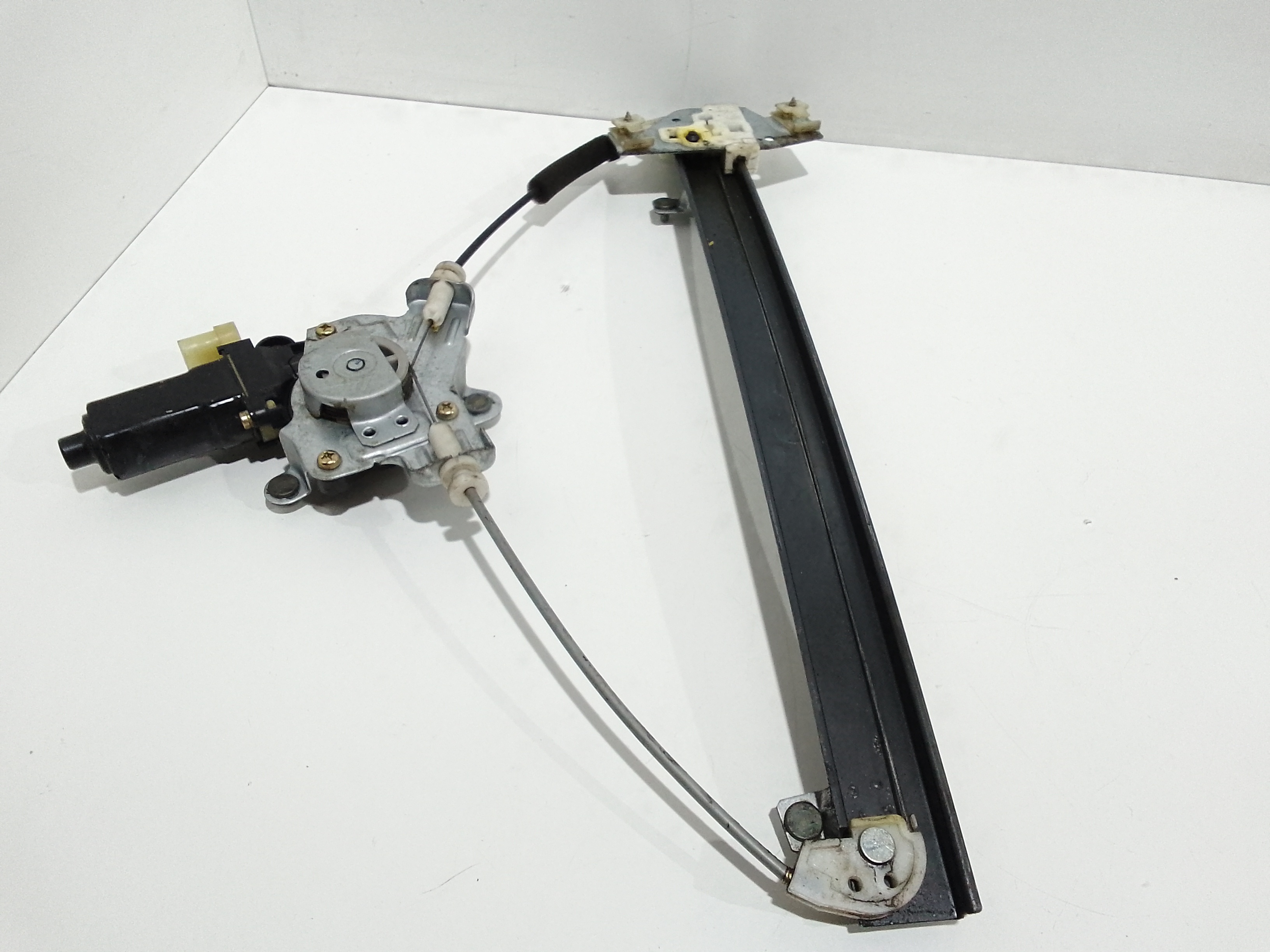 Cremagliera anteriore sinistra Guida per Hyundai Getz 1 Serie (2002 - 2005)