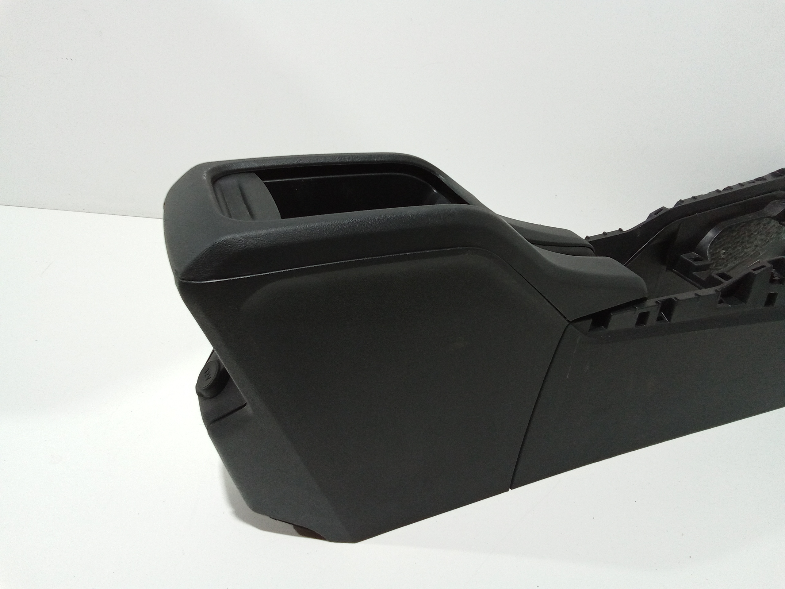 Tunnel centrale per Peugeot 2008 1 Serie (2013 - In produzione)