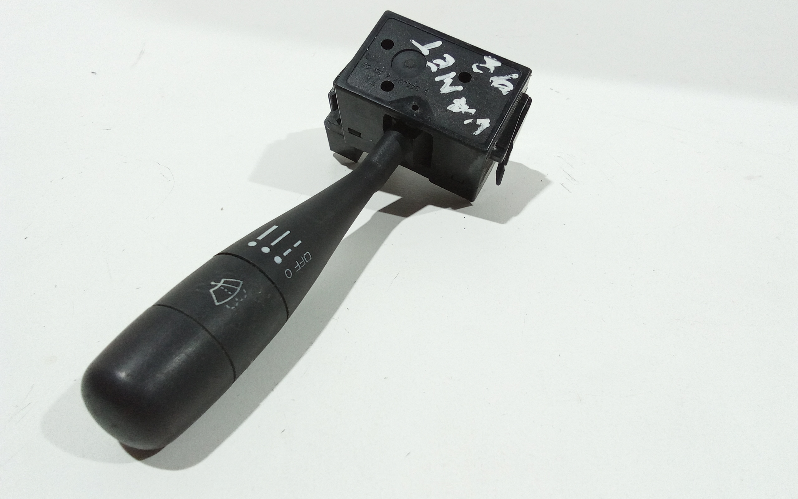 Devioluci destro per Nissan Vanette 1 Serie (1996 - In produzione)