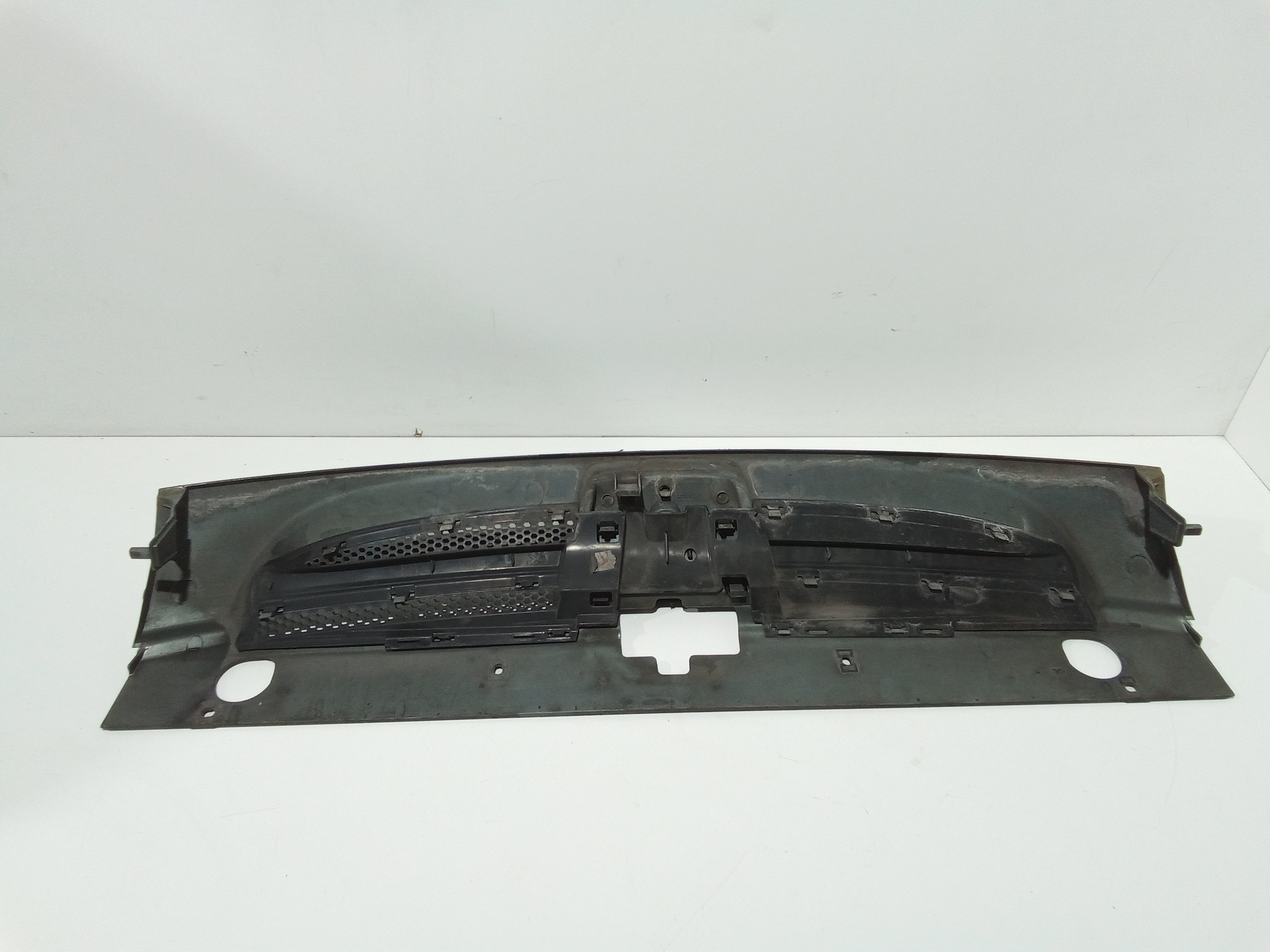 Griglia Anteriore per Peugeot Ranch 2 Serie (2002 - 2008)