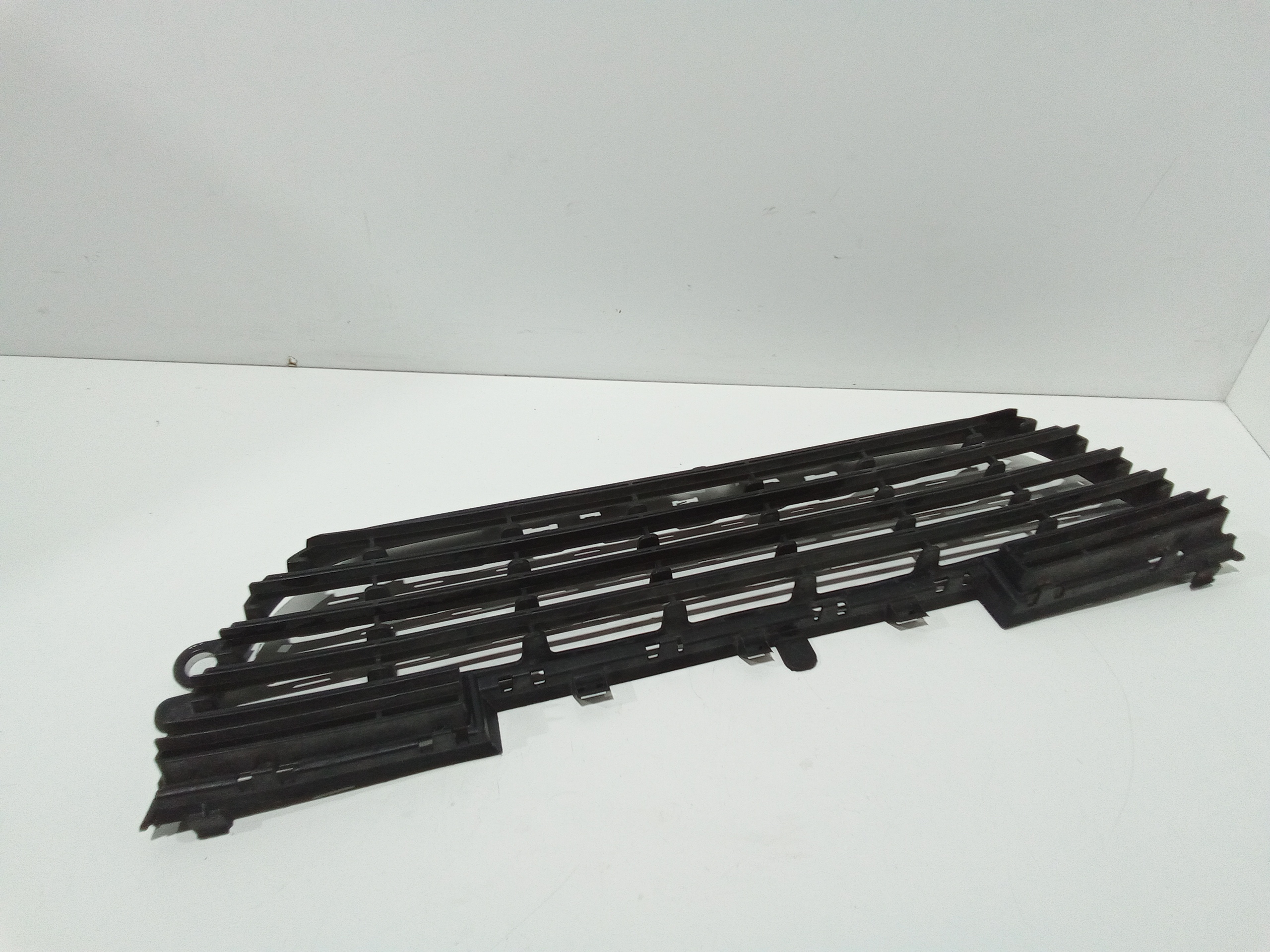 Griglia Anteriore per Peugeot 2008 1 Serie (2013 - In produzione)