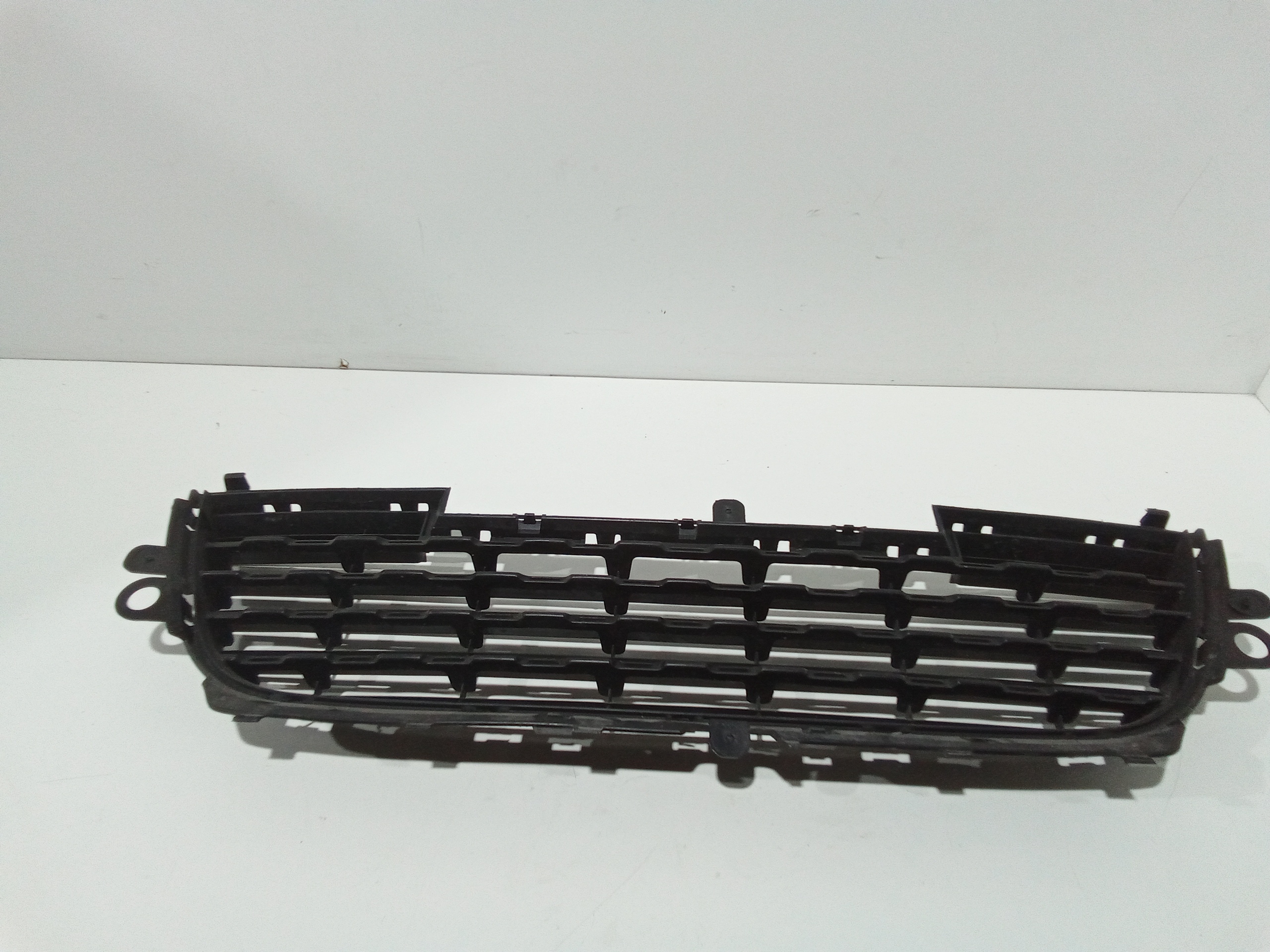 Griglia Anteriore per Peugeot 2008 1 Serie (2013 - In produzione)