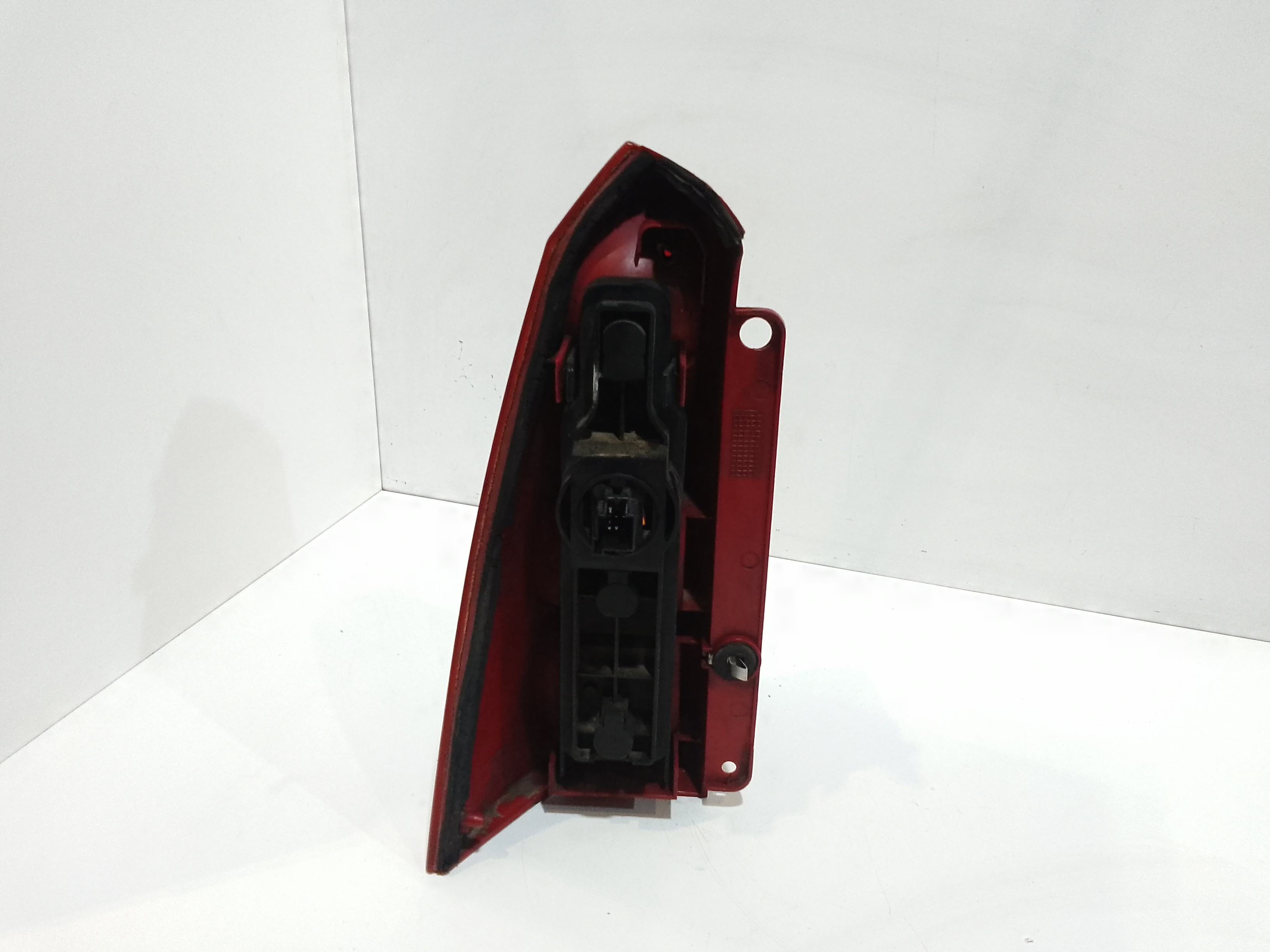 Stop fanale posteriore Destro Passeggero per Ford Focus Berlina 2 Serie (2001 - 2004)