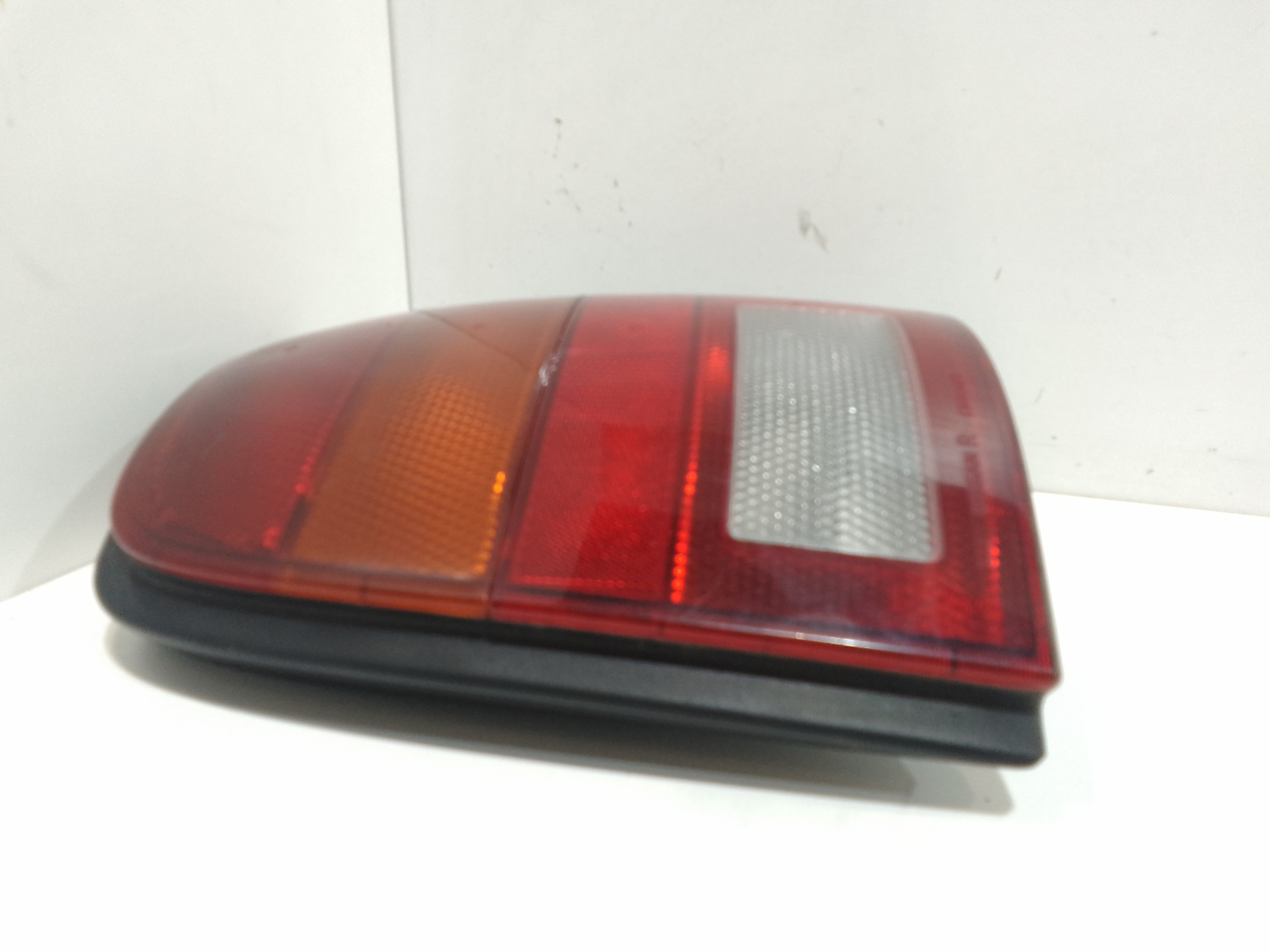 Stop fanale posteriore Destro Passeggero per Nissan Micra 3 Serie (2000 - 2003)
