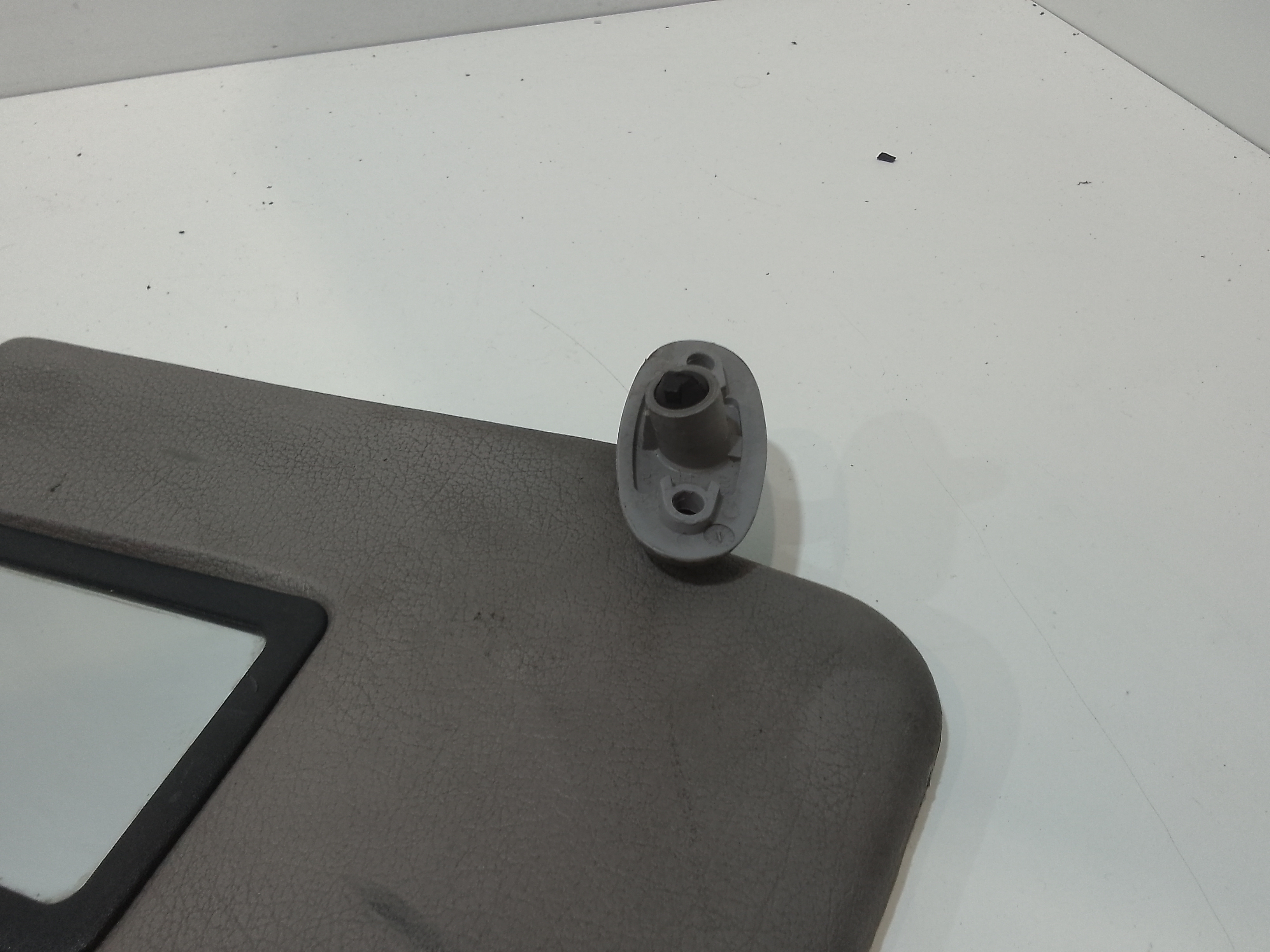 Parasole aletta Lato Passeggero per Nissan Micra 2 Serie (1998 - 2000)