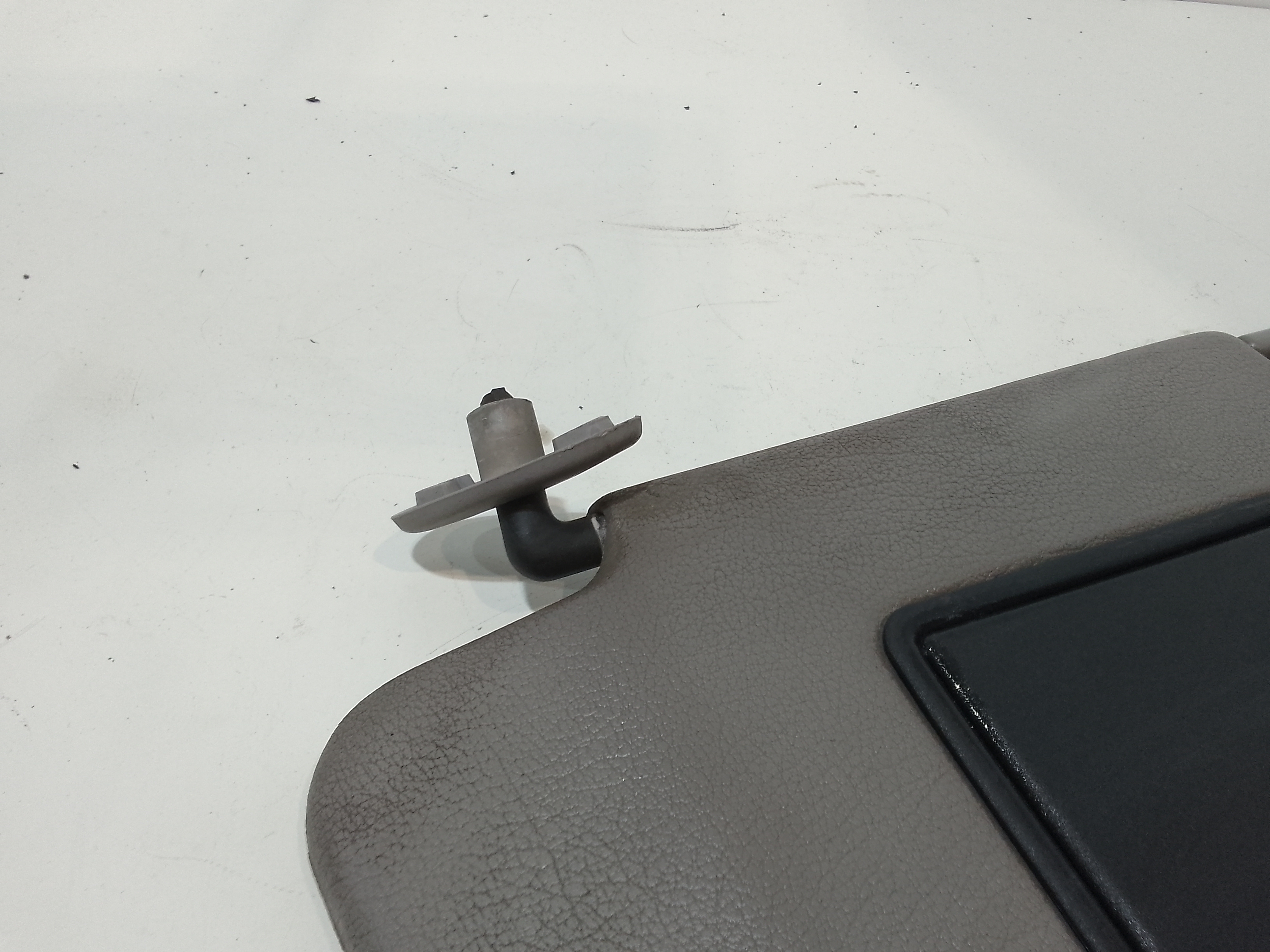 Parasole aletta anteriore Lato Guida per Nissan Micra 2 Serie (1998 - 2000)