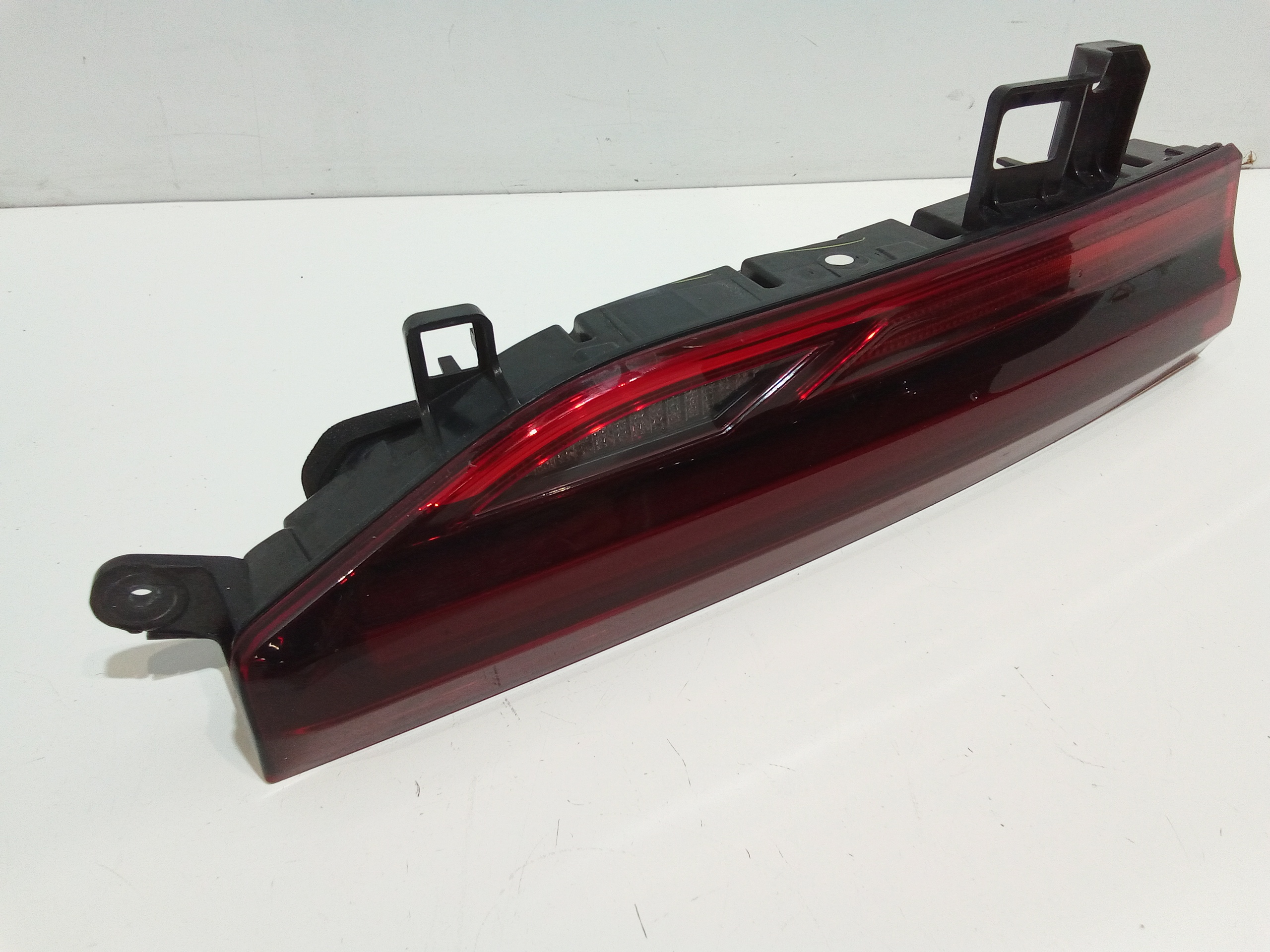 Stop posteriore sinistro a led integrato nel portello per Bmw X6 Serie (G06) (19>) (2019 - In produzione)