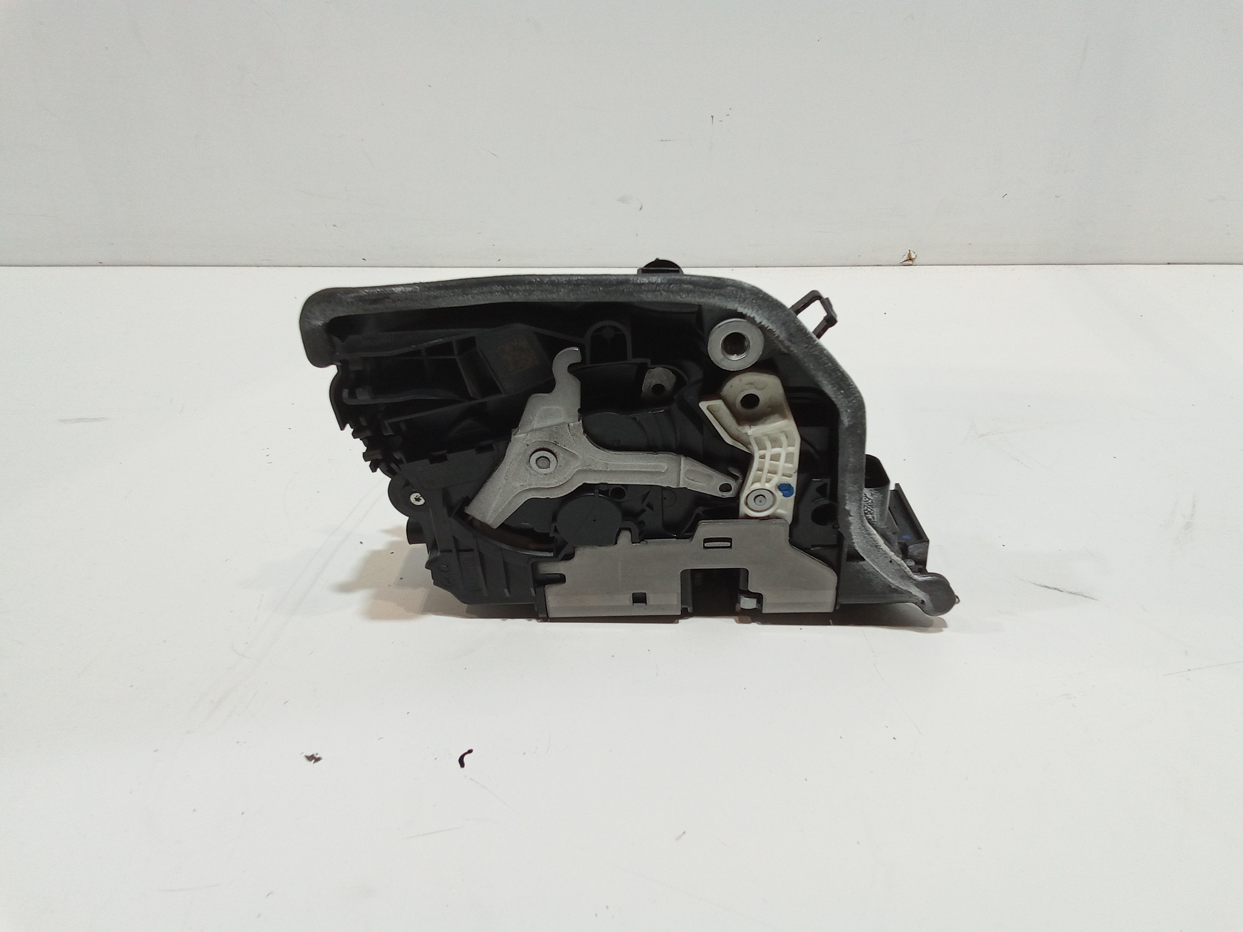 Serratura Anteriore Destra per Bmw X6 Serie (G06) (19>) (2019 - In produzione)