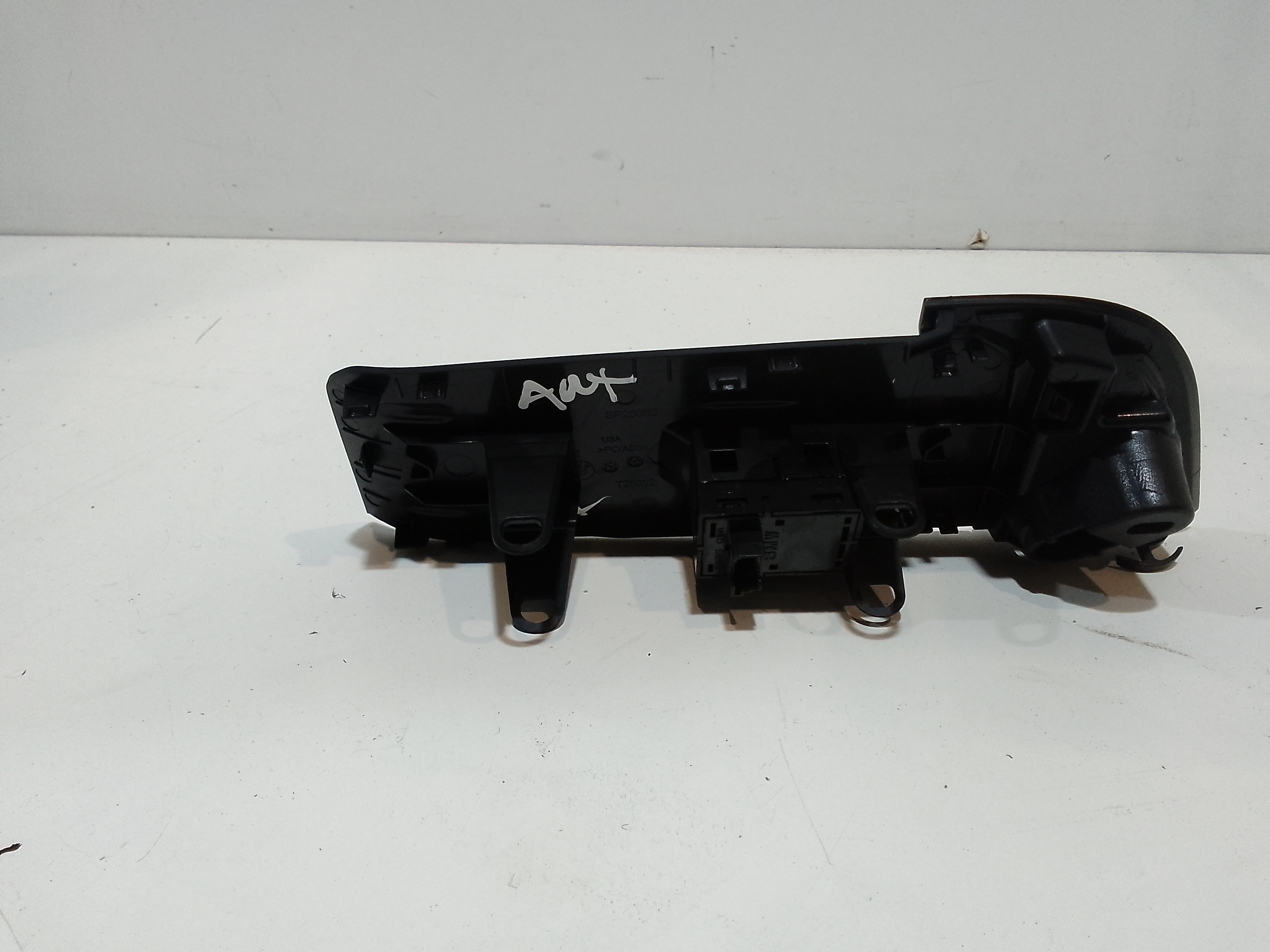 Pulsantiera Anteriore Destra Passeggero per Bmw X6 Serie (G06) (19>) (2019 - In produzione)