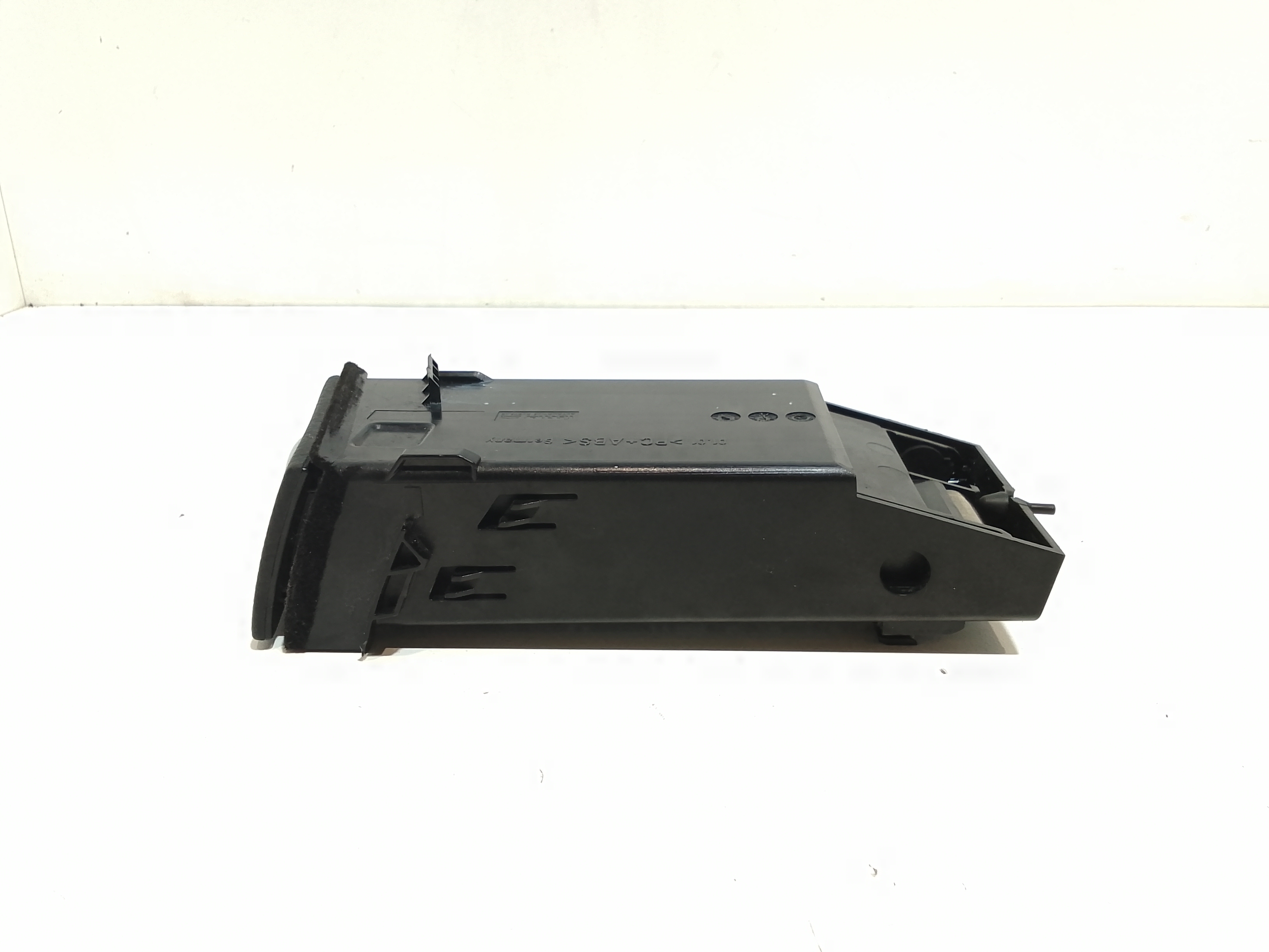 Posacenere per Mercedes Classe E Berlina W211 (2002 - 2007)