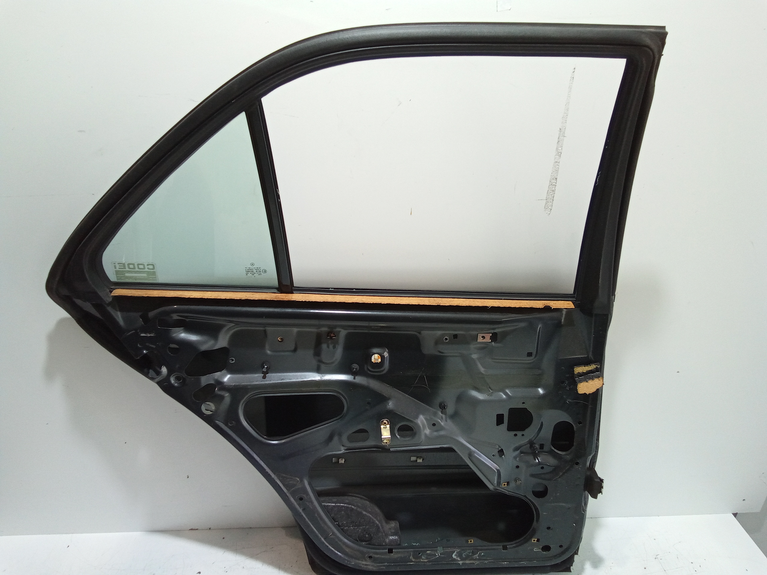 Portiera Anteriore Sinistra per Mercedes Classe C Berlina W202 2 Serie (1997 - 2000)