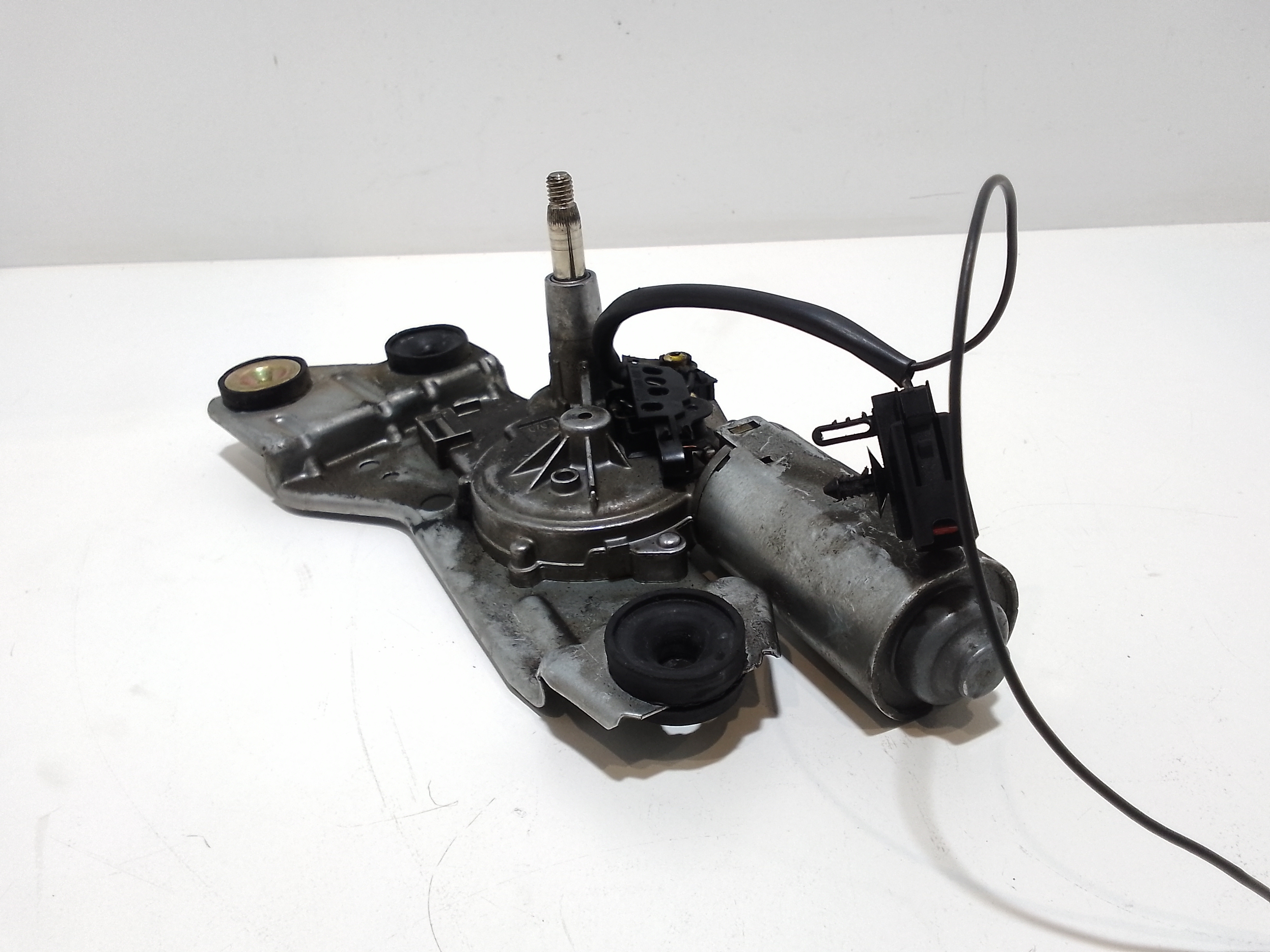 Motorino Tergicristallo Posteriore per Ford Mondeo Berlina 2 Serie (1996 - 2000)