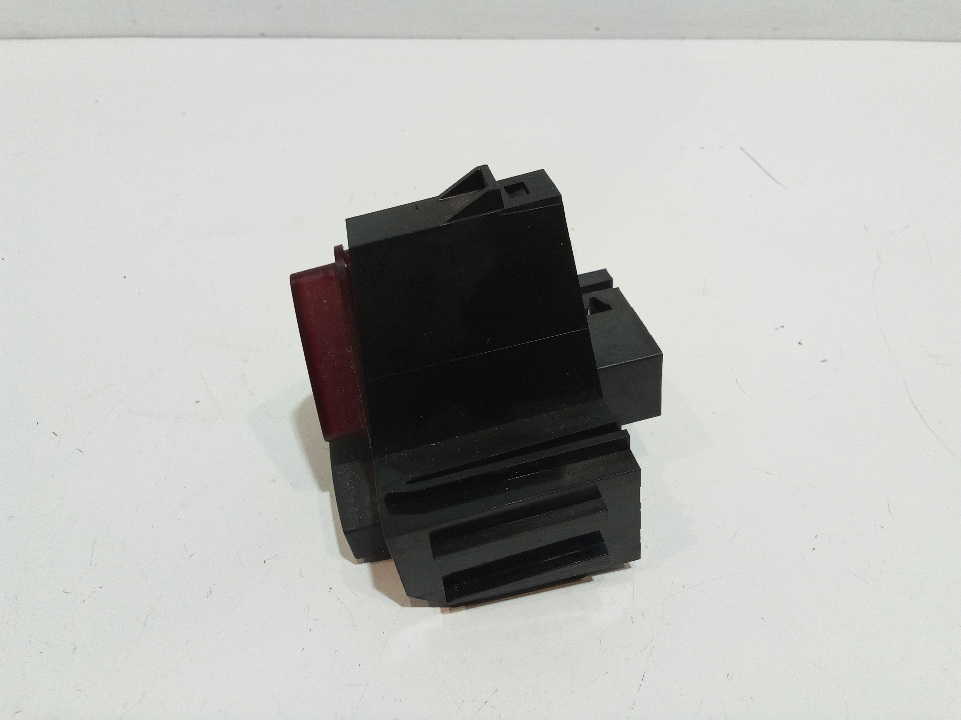 Pulsante luci di emergenza per Opel Corsa D 5p 1 Serie (2006 - In produzione)