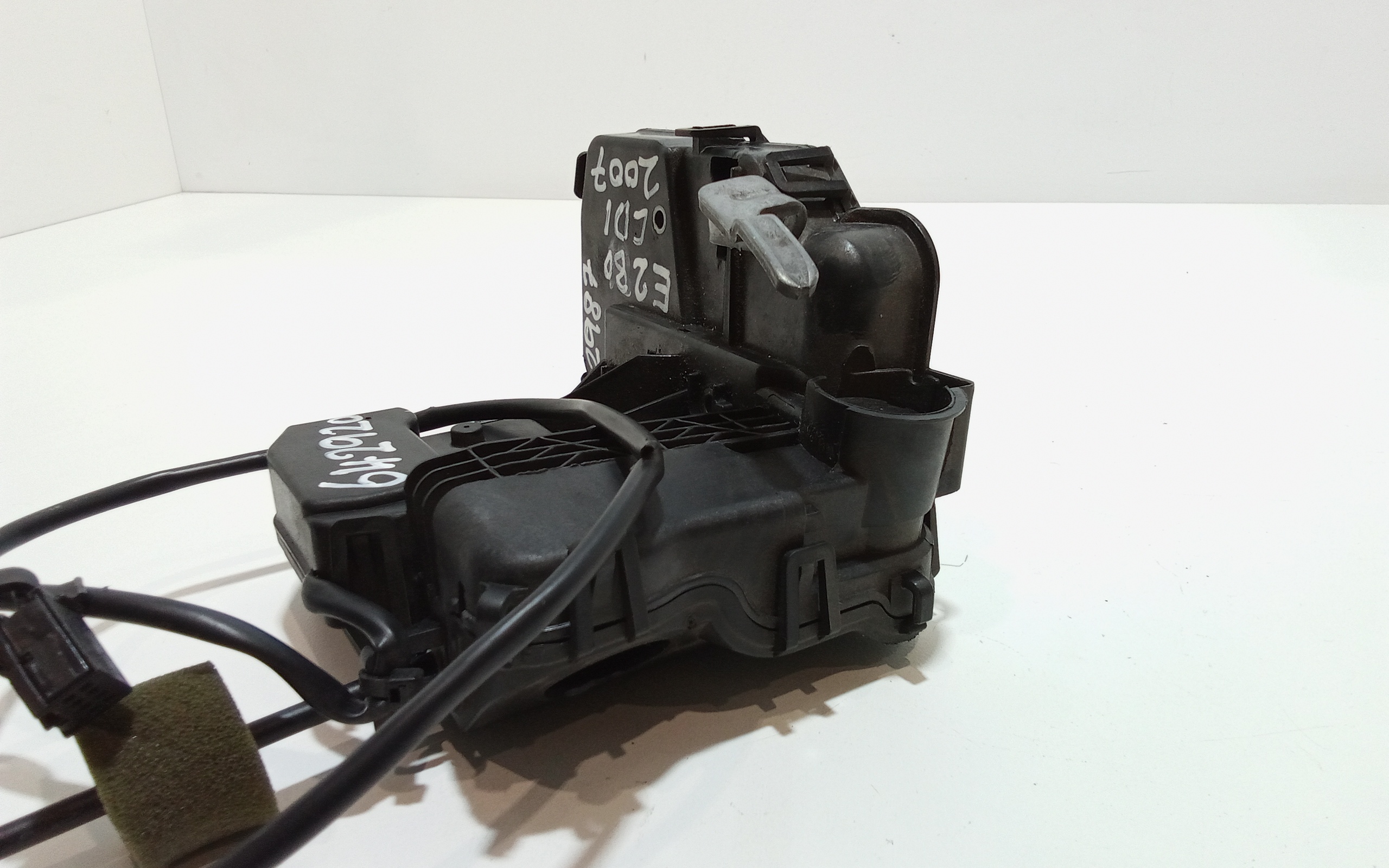 Serratura Anteriore Destra per Mercedes Classe E S. Wagon W211 (2002 - 2007)