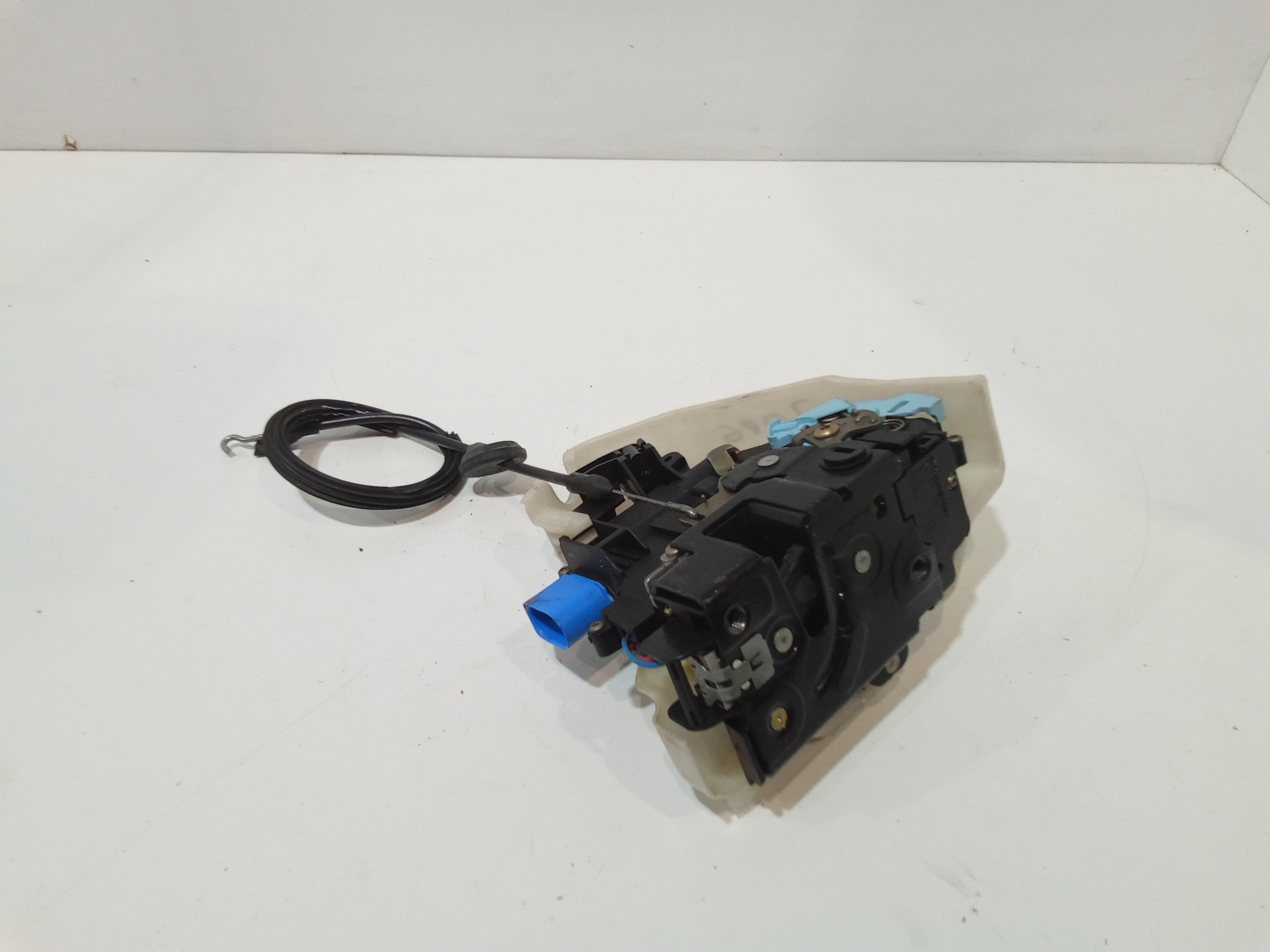 Serratura Anteriore Destra per Volkswagen Golf 5 Berlina (03>08) (2003 - 2008)