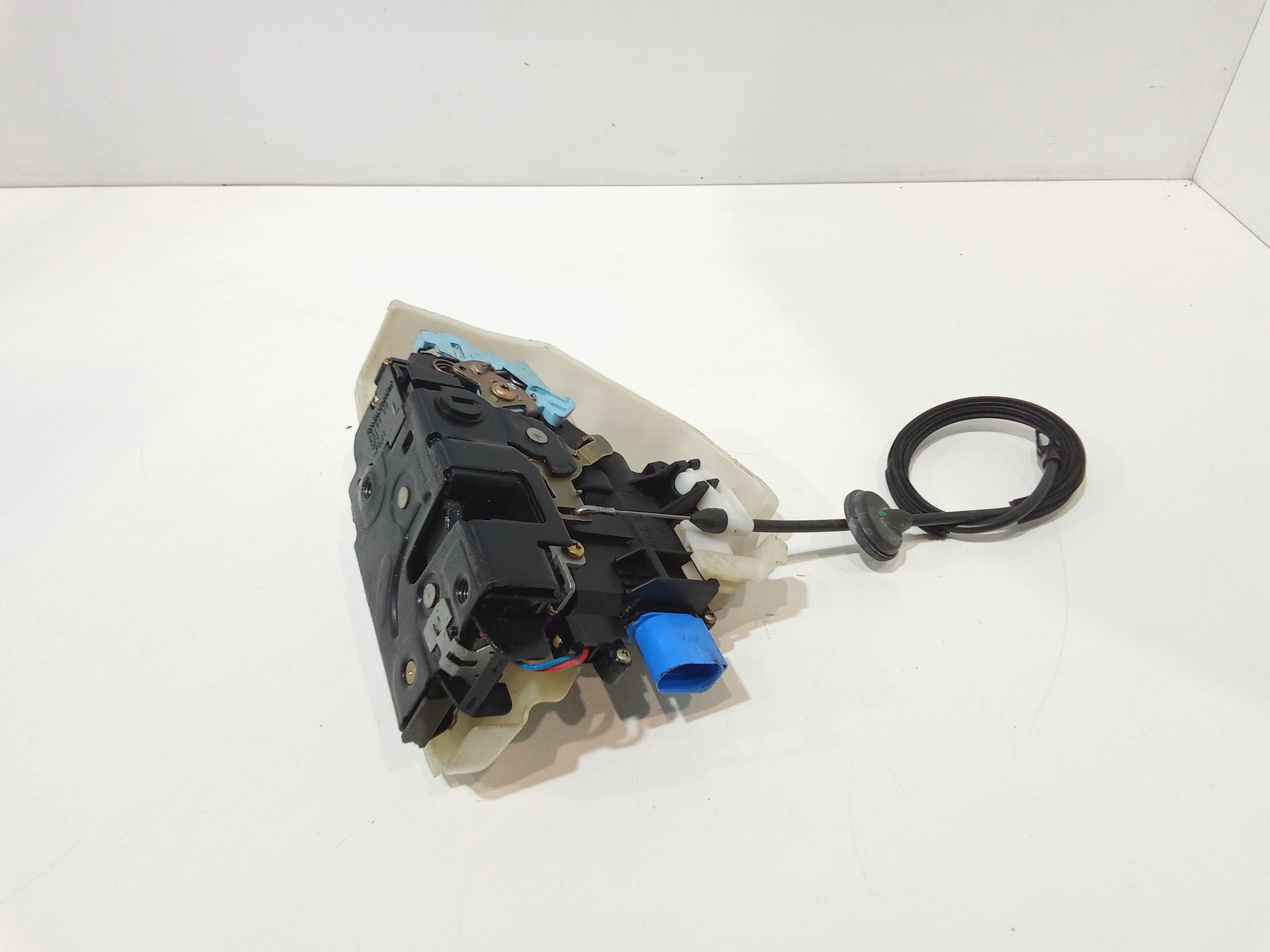 Serratura Anteriore Sinistra per Volkswagen Golf 5 Berlina (03>08) (2003 - 2008)