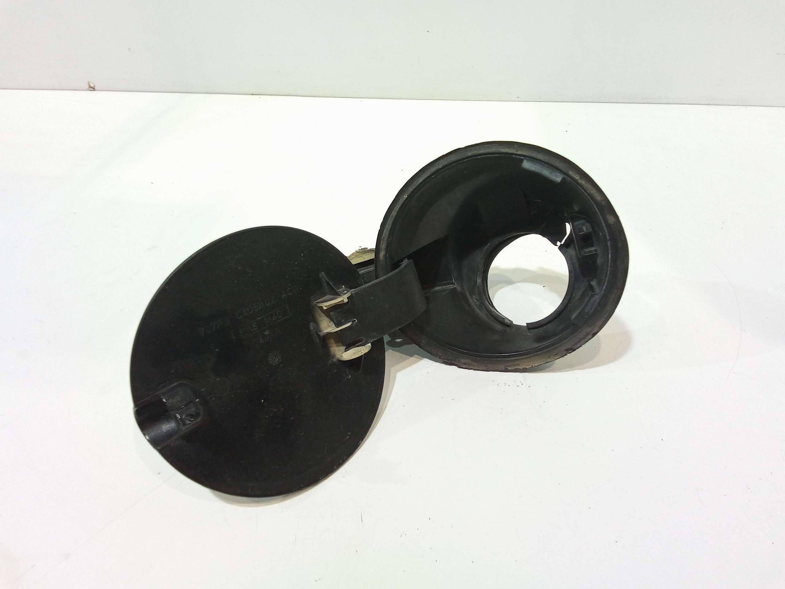 Sportellino Carburante per Ford Focus Berlina 3 Serie (2004 - 2008)