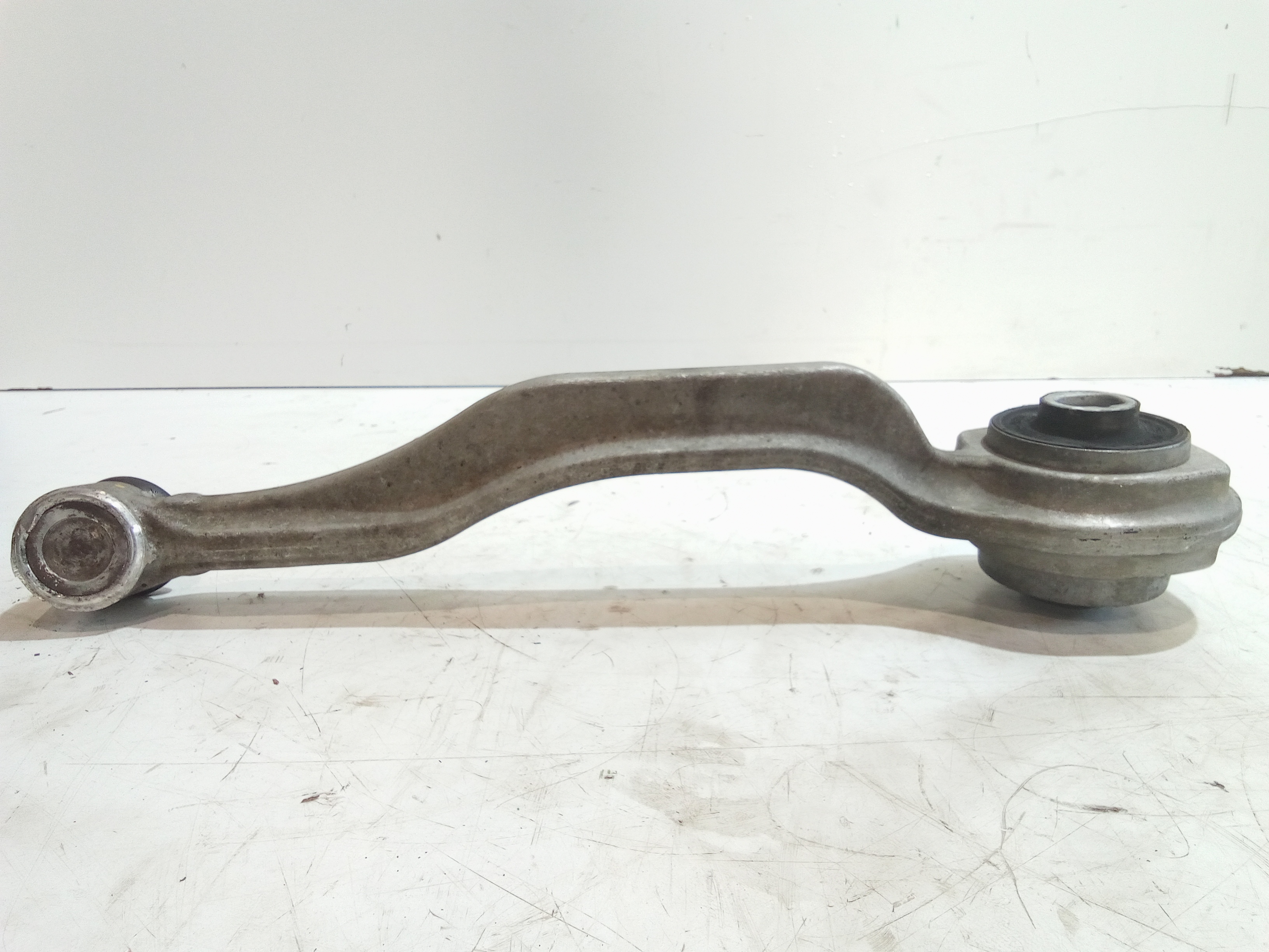 Braccio Oscillante anteriore destro per Mercedes Classe E S. Wagon W211 (2002 - 2007)