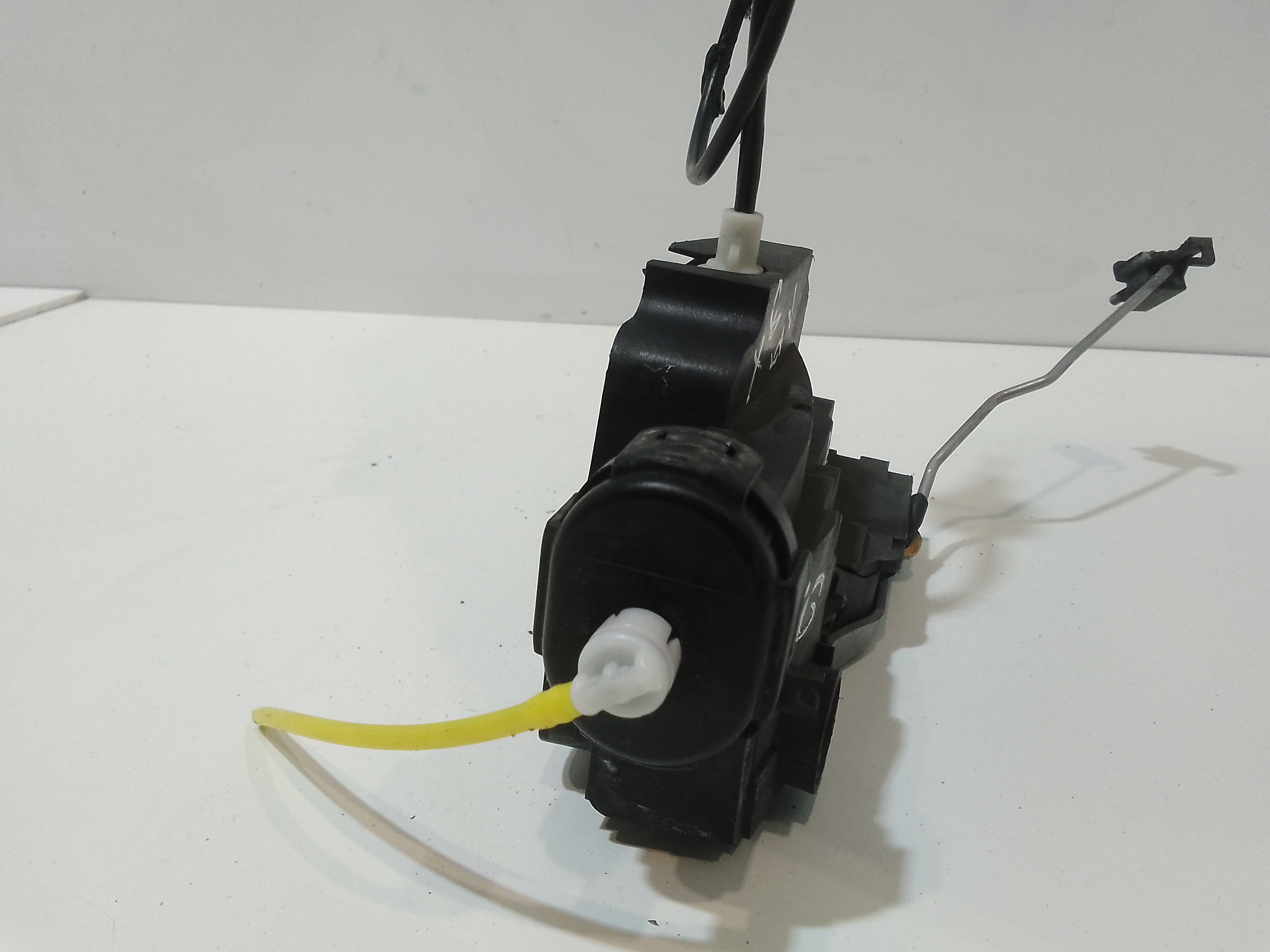 Serratura Anteriore Sinistra per Mercedes Classe A W168 2 Serie (2001 - 2004)