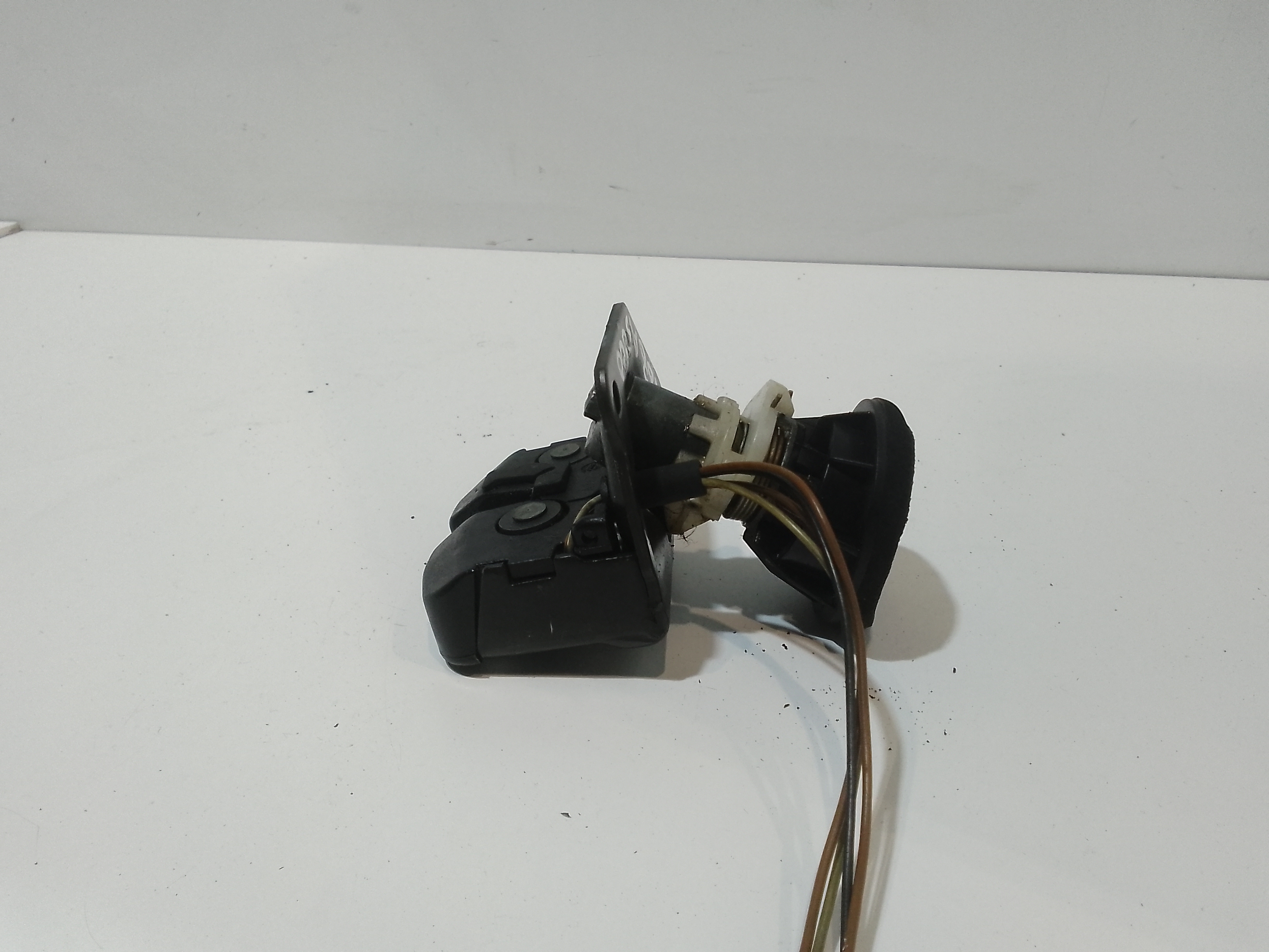 Serratura Cofano Posteriore per Fiat Punto Berlina 5p 2 Serie (1999 - 2003)