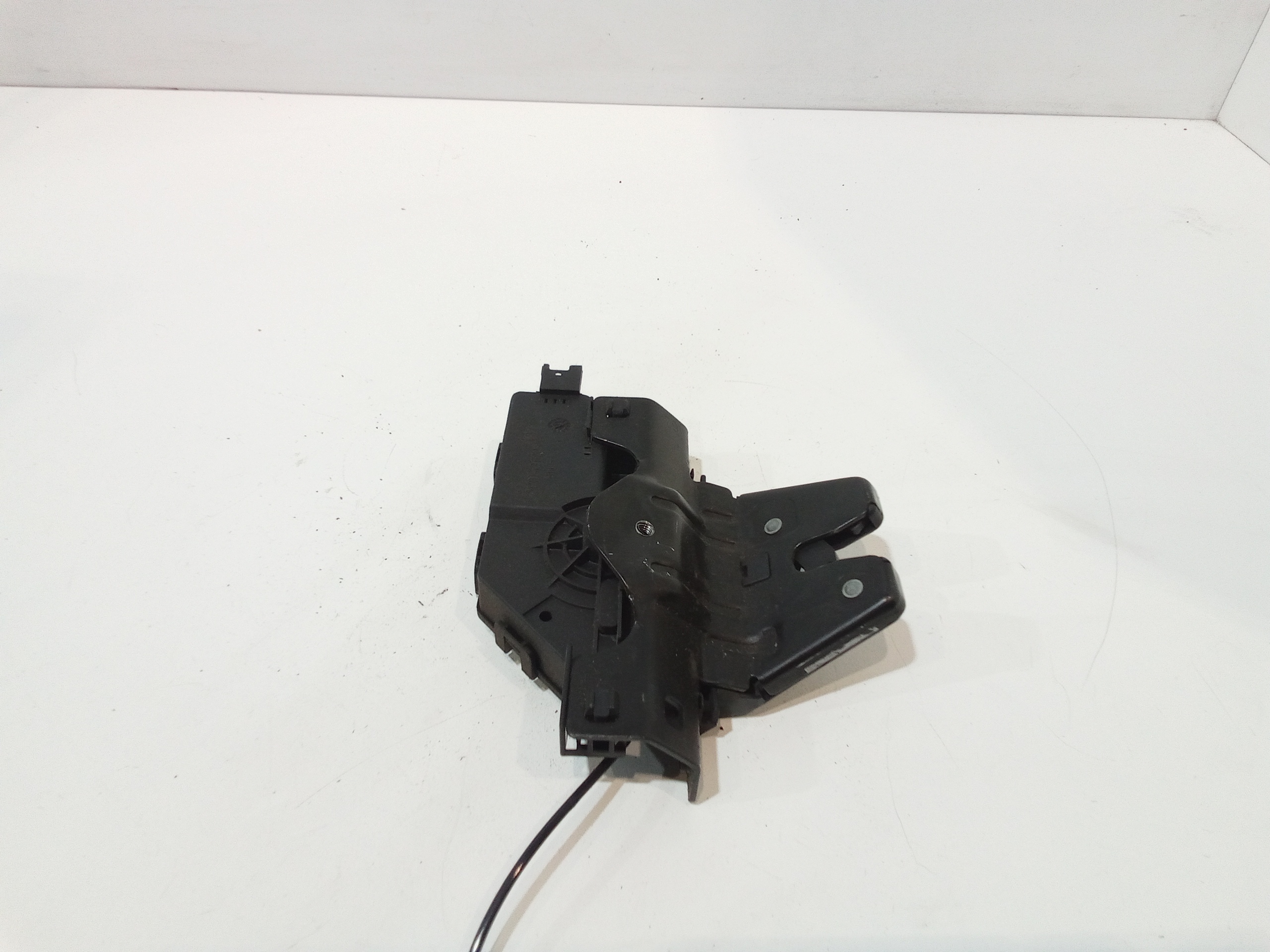 Serratura Cofano Posteriore per Bmw Serie 1 Serie (e87) (04>07) (2004 - 2007)