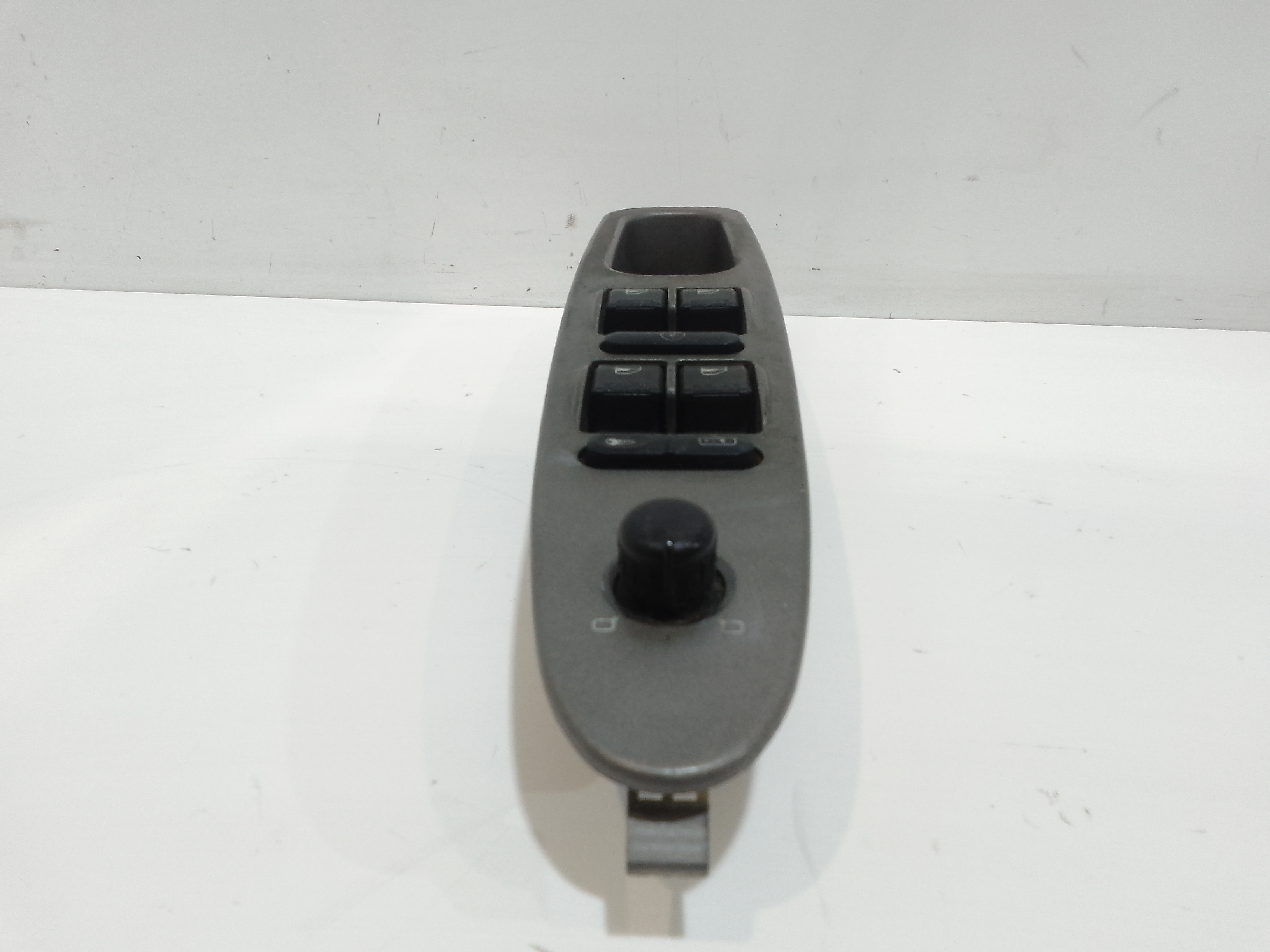 Pulsantiera anteriore sinistra Guida per Dr 5 1 Serie (2007 - 2014)