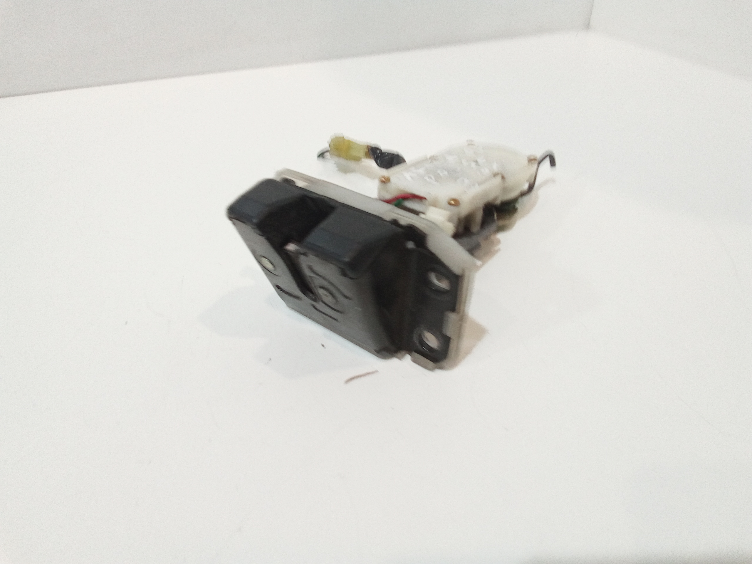 Serratura Cofano Posteriore per Opel Agila 1 Serie (2000 - 2004)