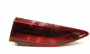 Stop posteriore sinistro a led integrato nel portello per Volkswagen Golf VIII (2019 - 2023)