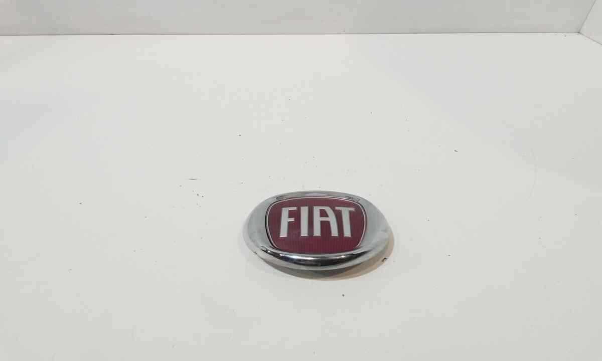Stemma fregio logo per Fiat 500 L Living (2013 - 2016)