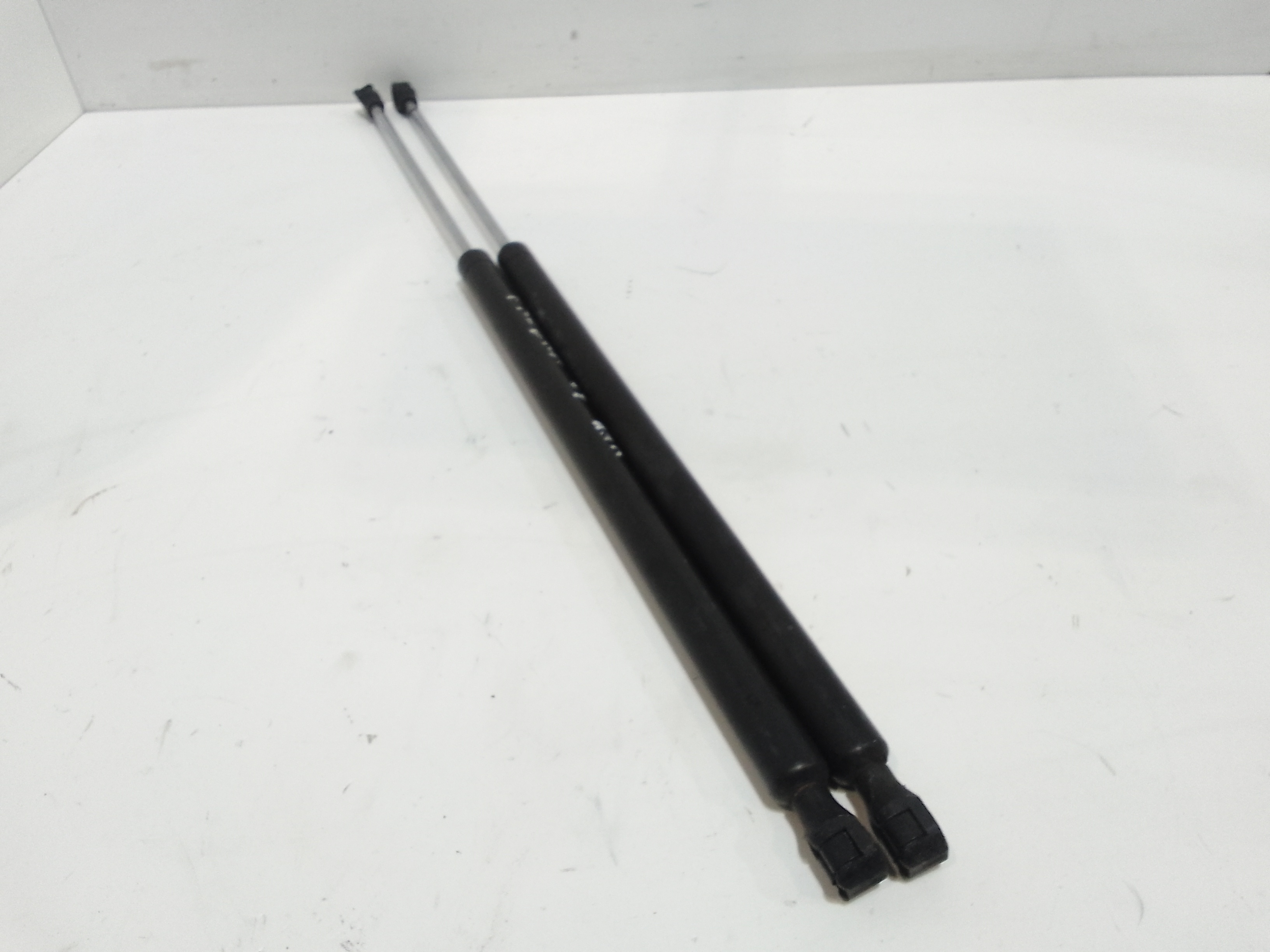 Pistoncini cofano Post. per Lancia Phedra 1 Serie (2002 - 2010)