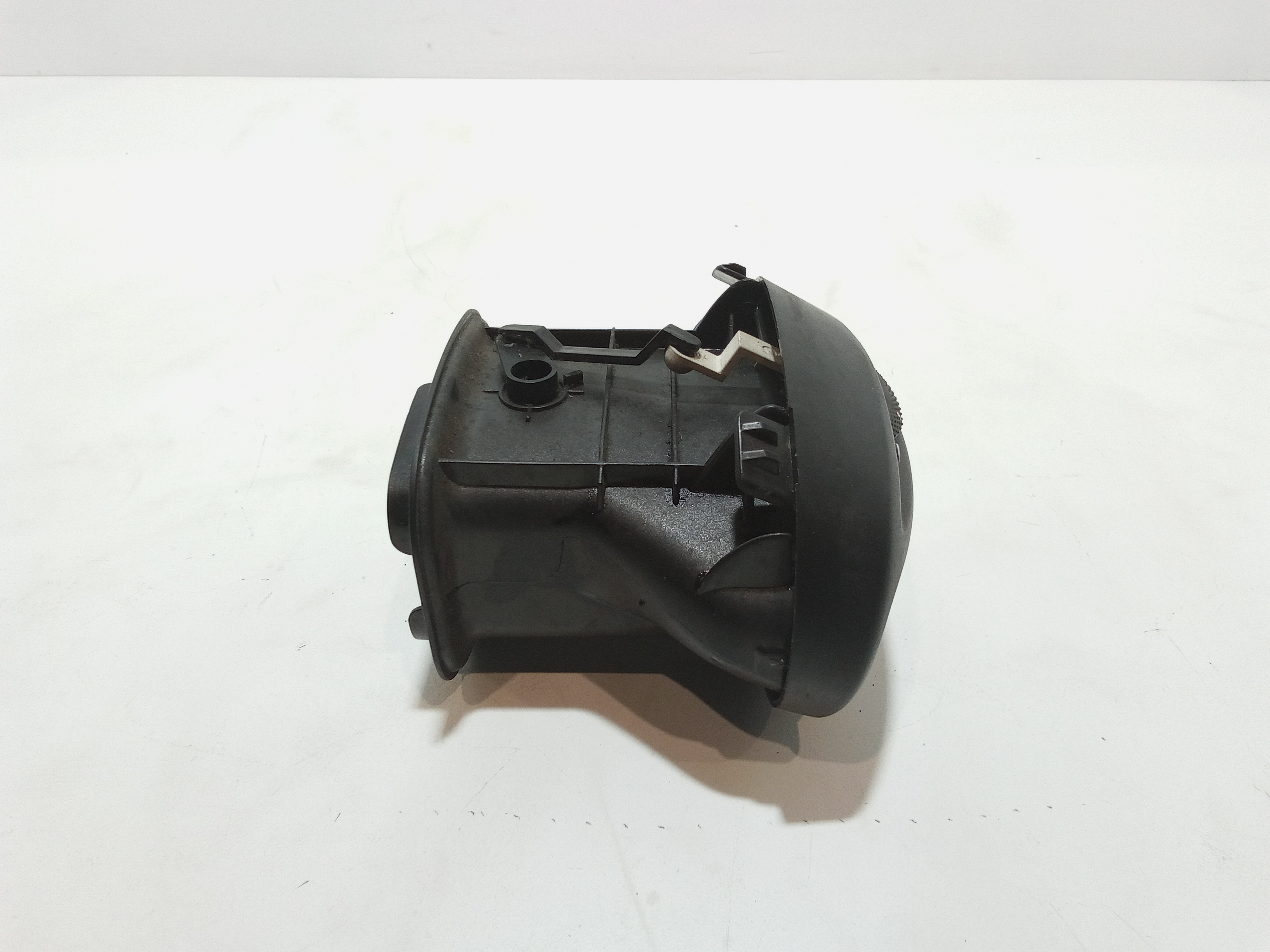 Bocchetta aria cruscotto lato passeggero per Ford Focus S. Wagon 1 Serie (1998 - 2001)