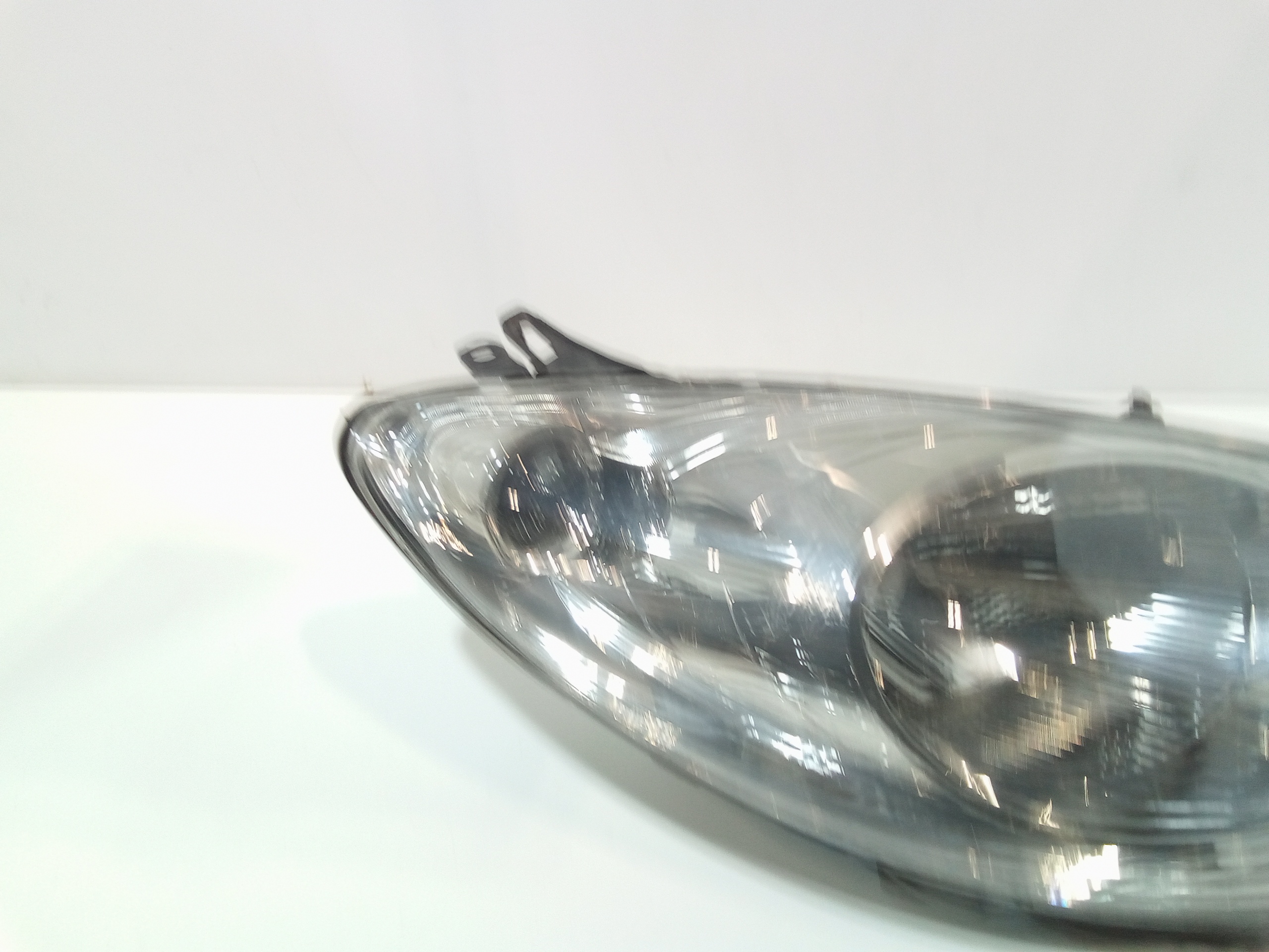 Faro anteriore Destro Passeggero per Peugeot 1007 1 Serie (2005 - In produzione)