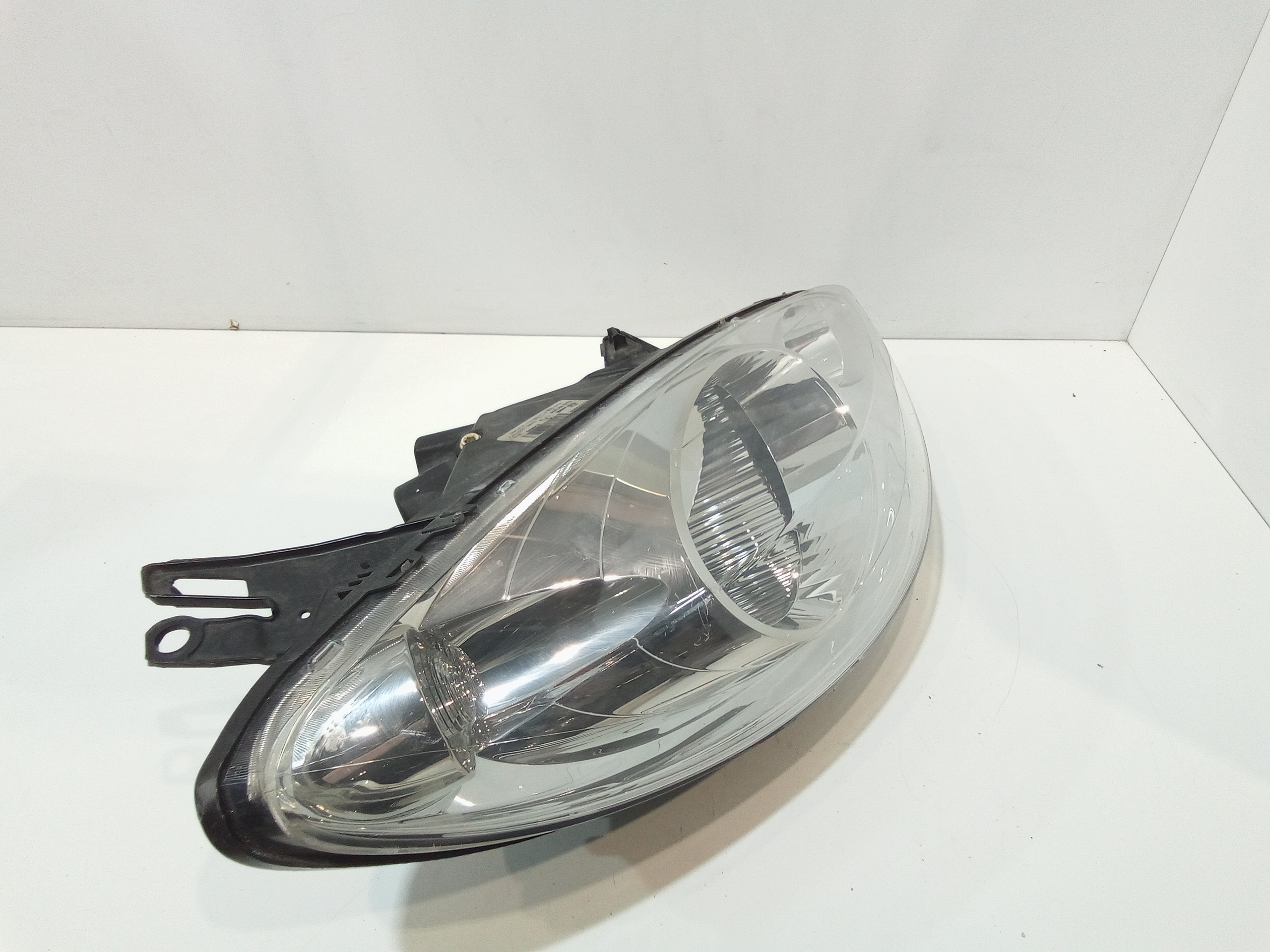 Faro anteriore Destro Passeggero per Peugeot 1007 1 Serie (2005 - In produzione)