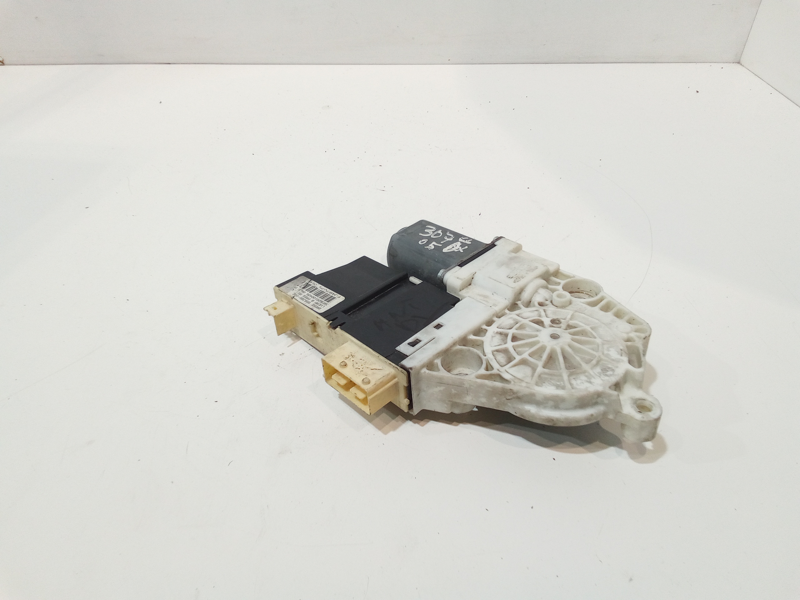 Motorino Alzavetro anteriore destra per Peugeot 307 Berlina (2001 - 2005)