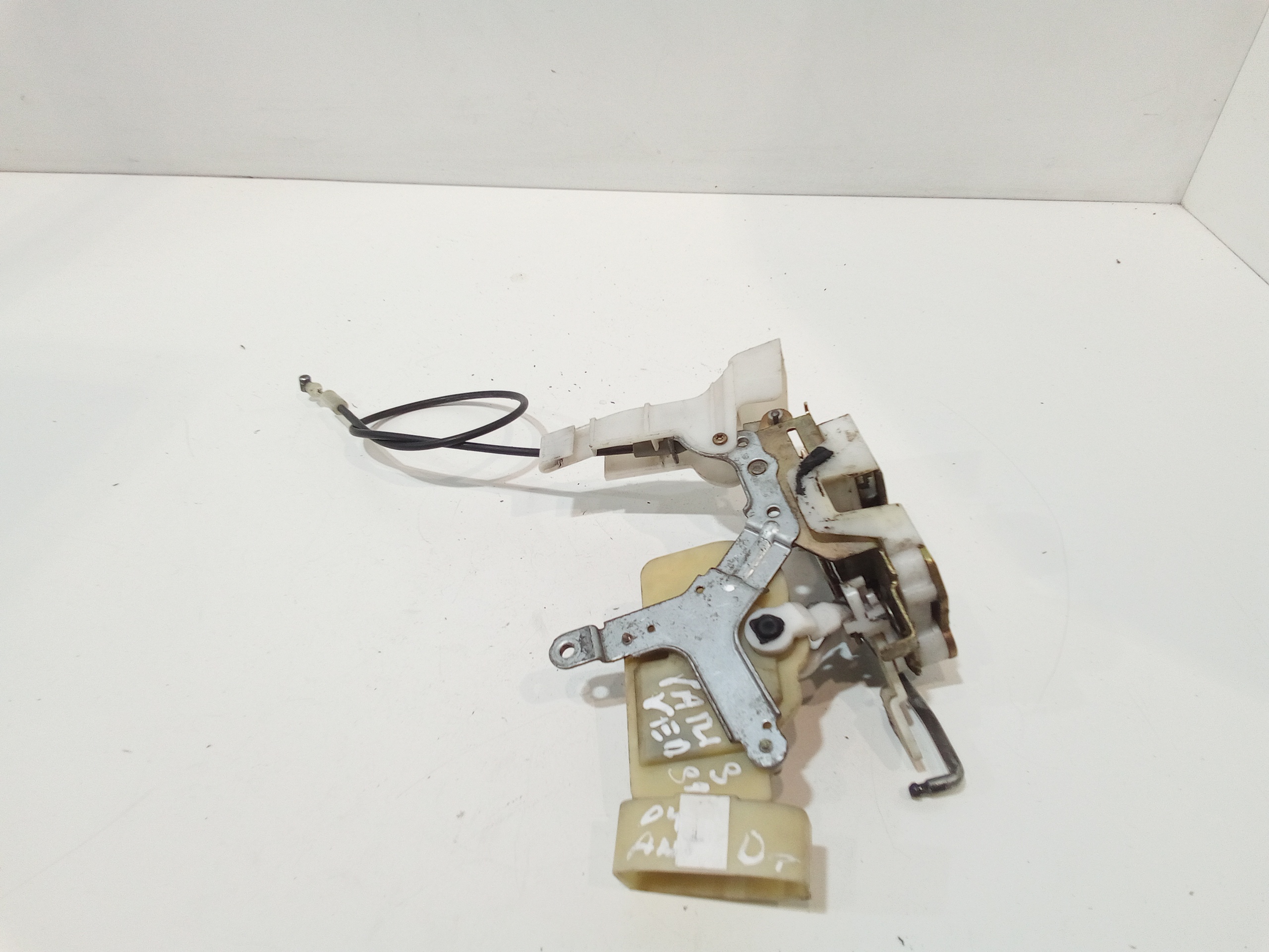 Serratura Anteriore Destra per Toyota Yaris Verso 1 Serie