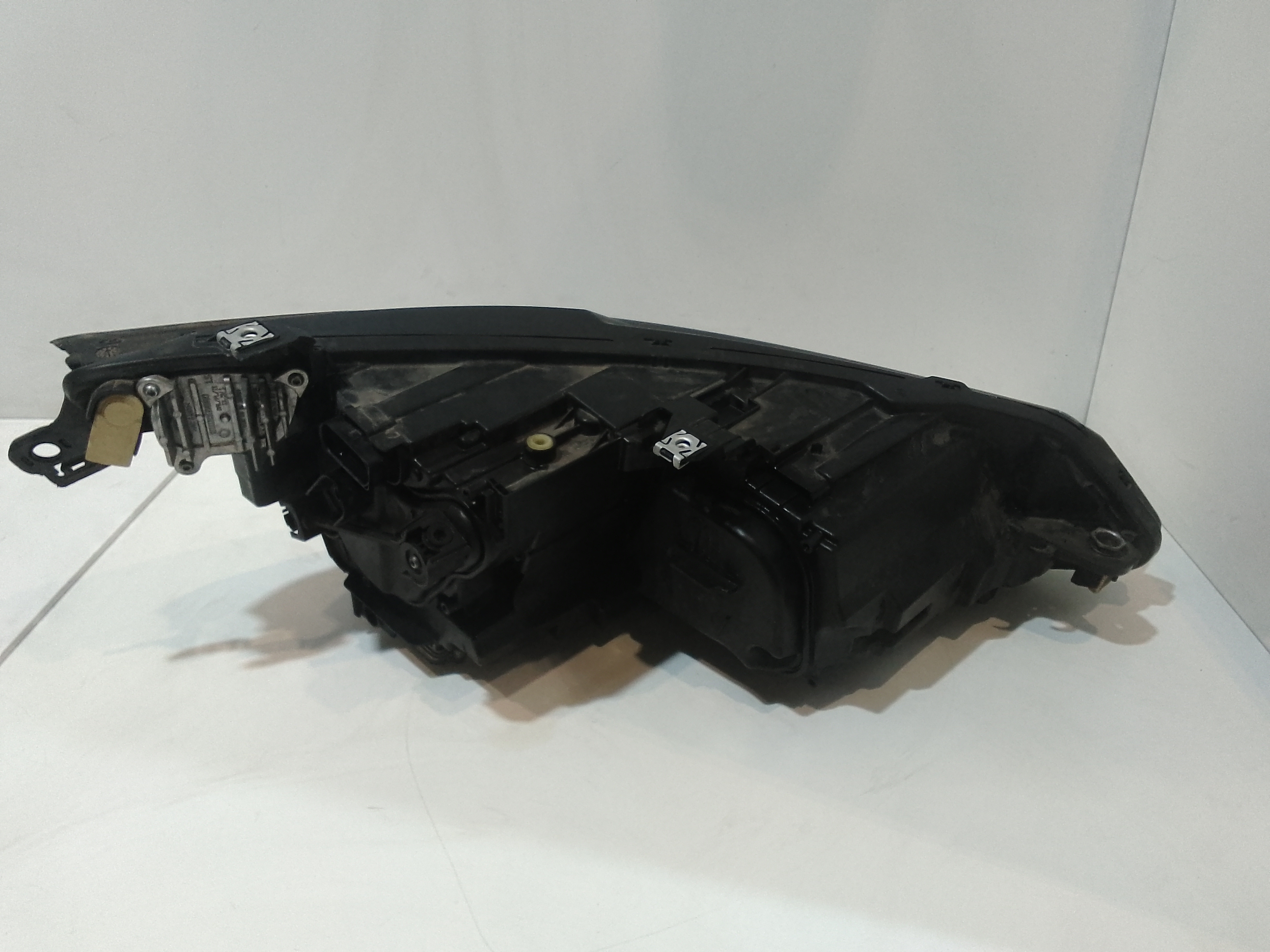 Faro anteriore SX allo Xeno per Volkswagen Golf VIII (2019 - 2023)