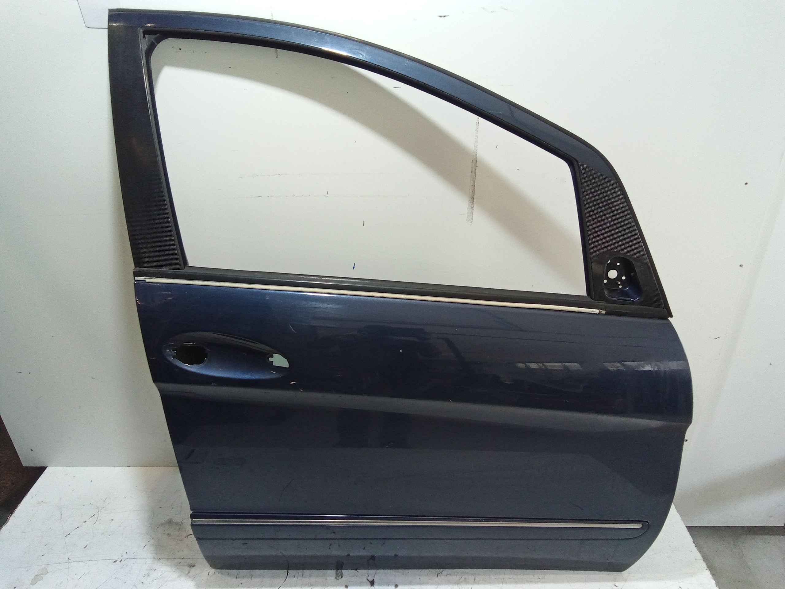 PORTA ANTERIORE SINISTRA MERCEDES-BENZ Classe B (W245) 2008>2011 usato