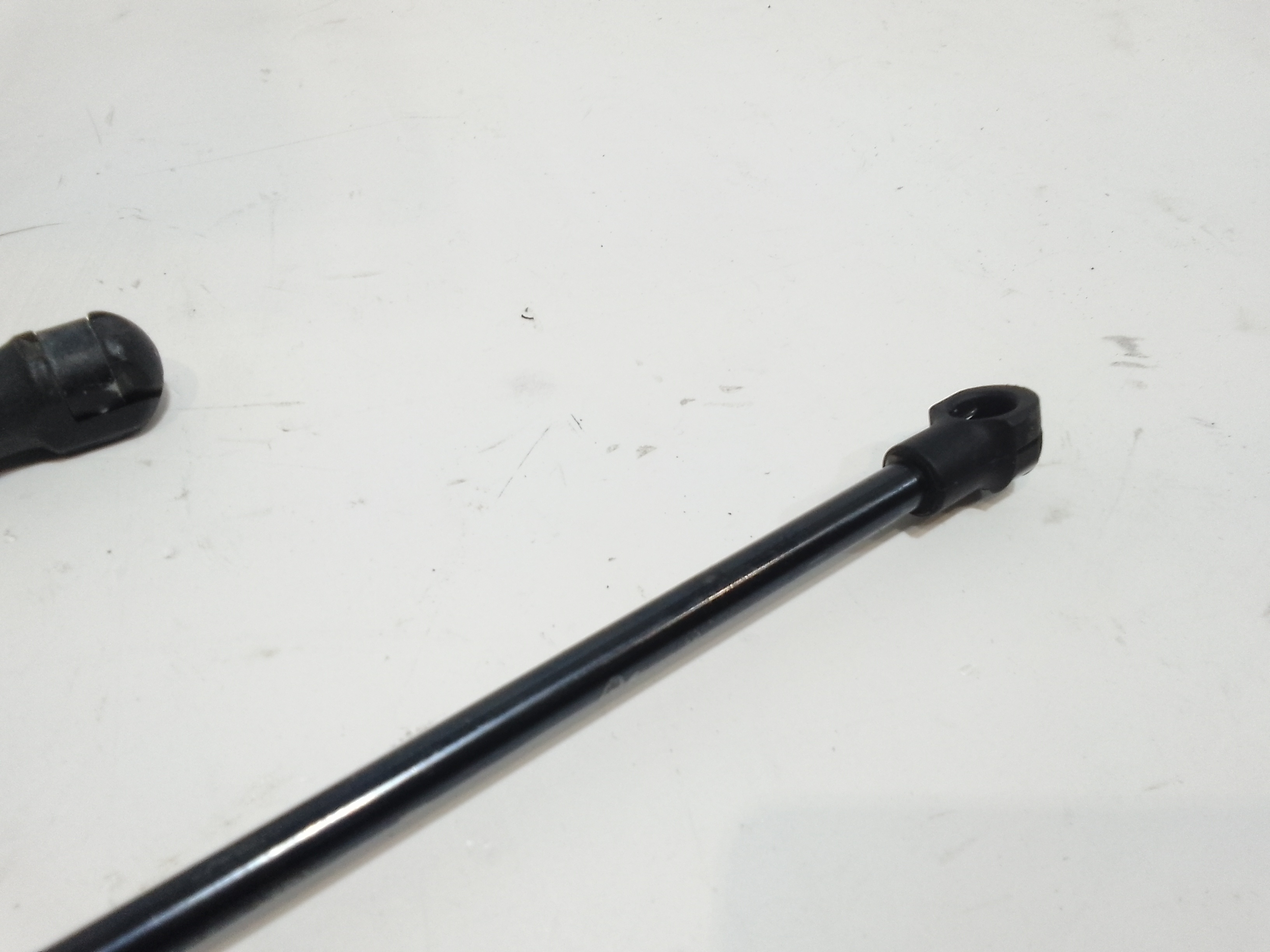 Pistoncini cofano Post. per Chatenet CH 30 (2013 - 2016)