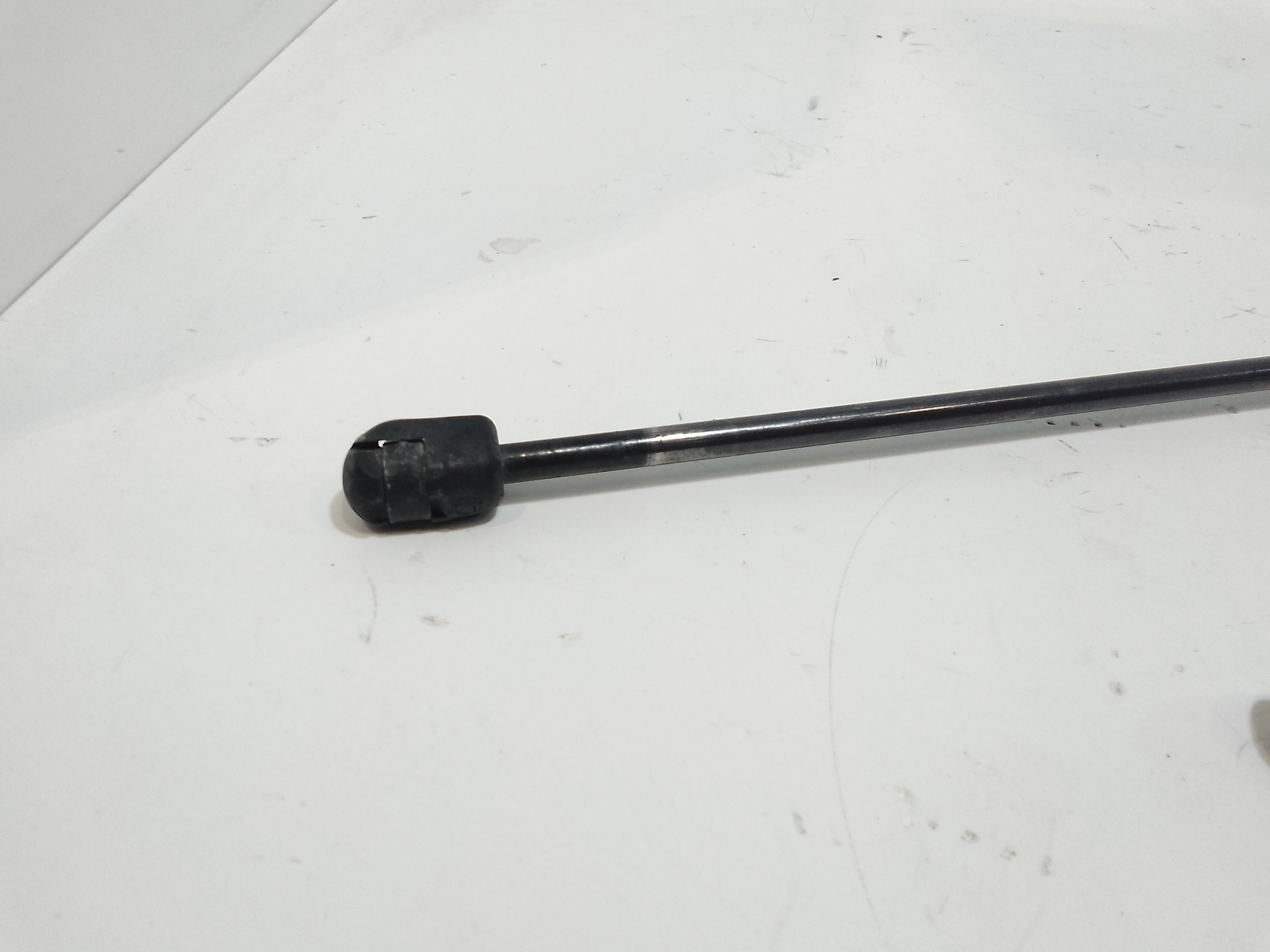 Pistoncini cofano Post. per Chatenet CH 30 (2013 - 2016)