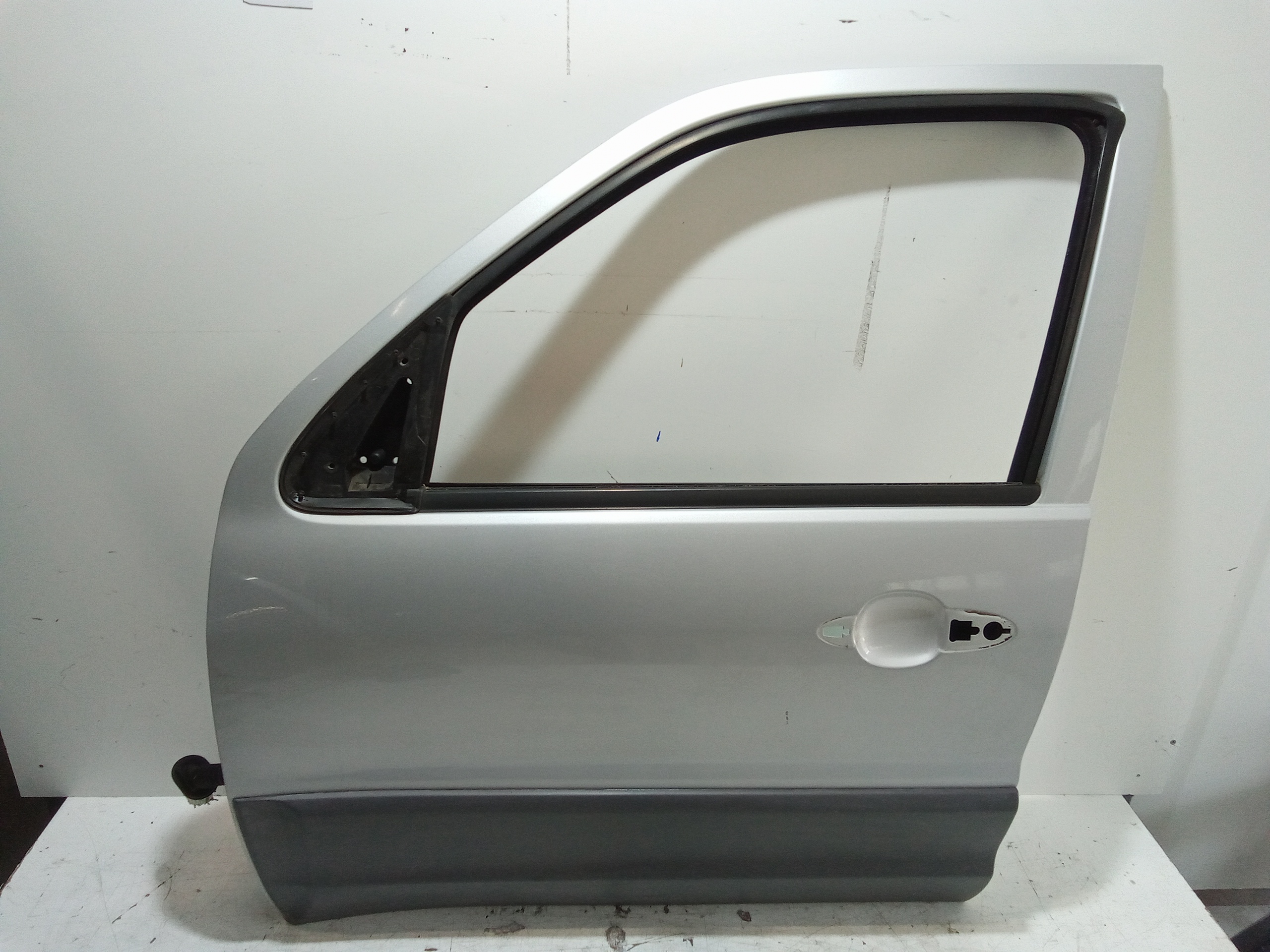Portiera Anteriore Sinistra per Mazda Tribute (2000 - 2011)