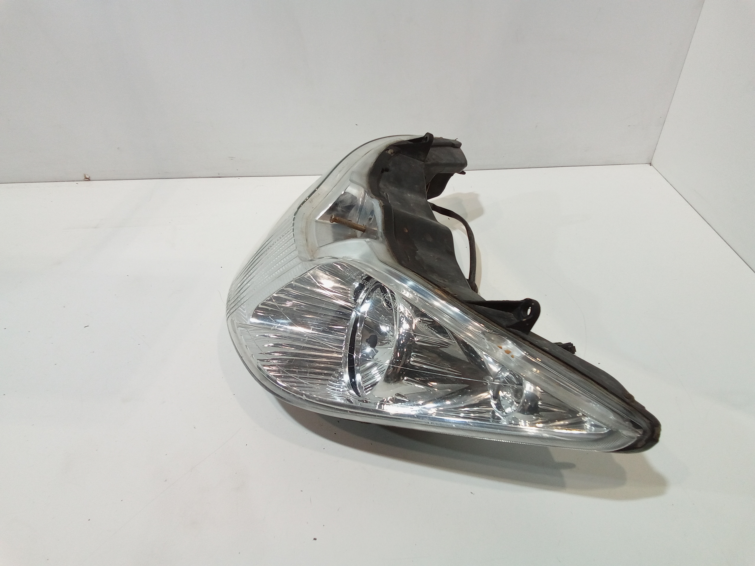Faro anteriore per Piaggio X8 200cc (2004 - >)