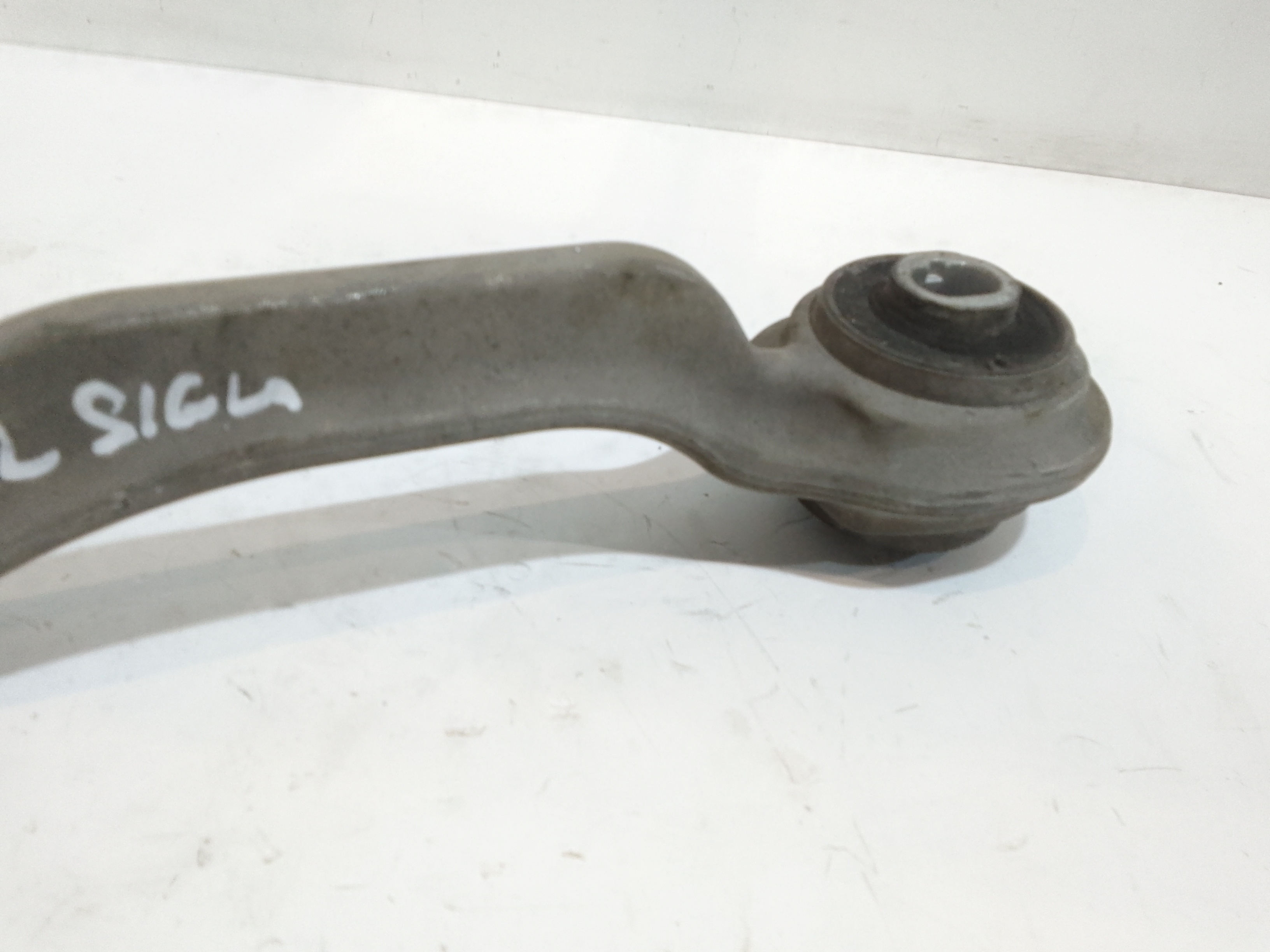 Braccio Oscillante anteriore Sinistro per Mercedes Classe E Berlina W211 (2002 - 2007)