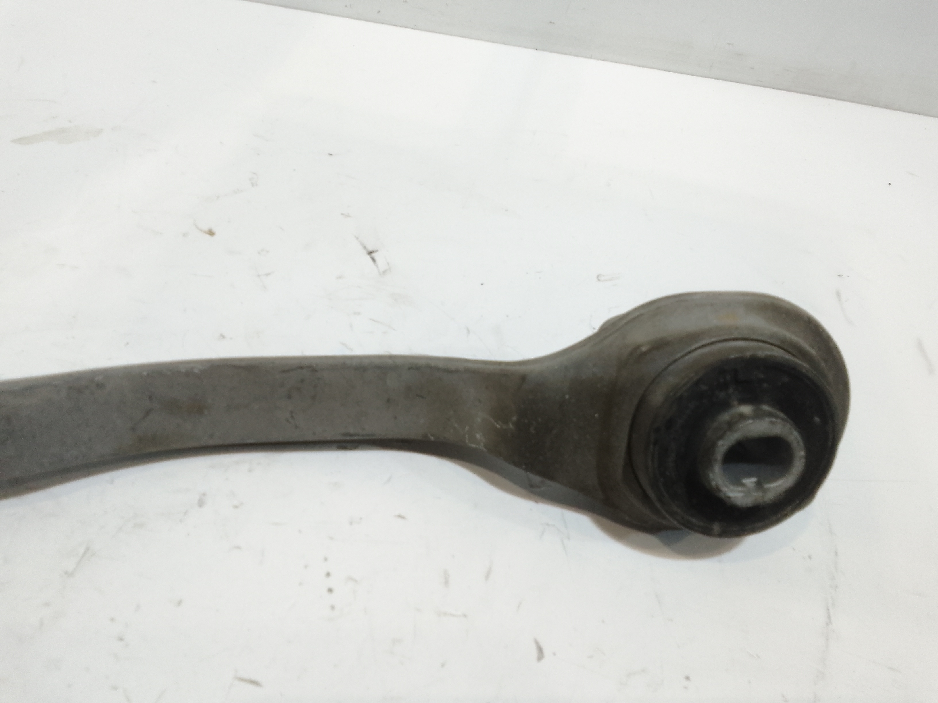 Braccio Oscillante anteriore Sinistro per Mercedes Classe E Berlina W211 (2002 - 2007)